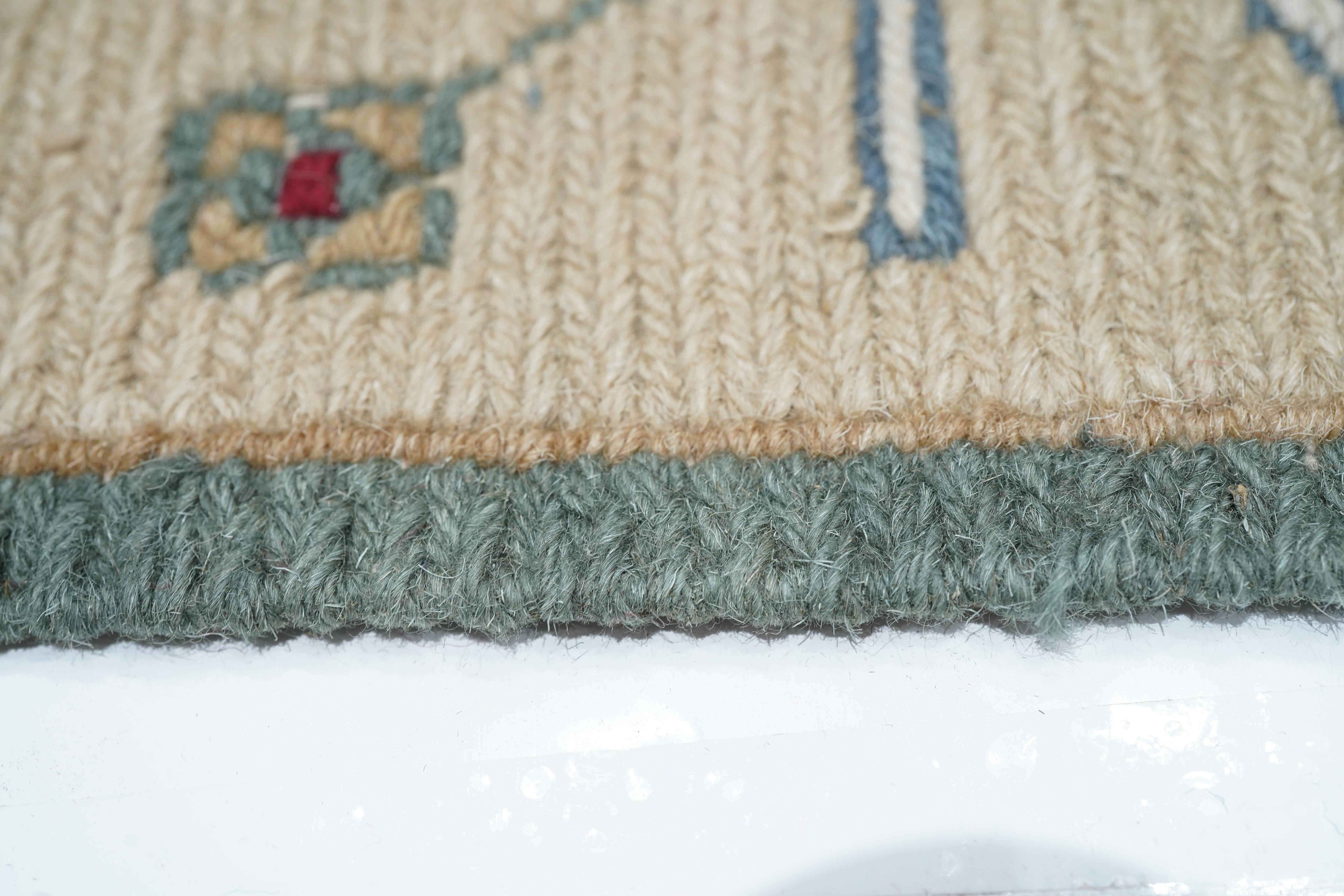Sumak-Teppich 3'0'' x 5'0'' (20. Jahrhundert) im Angebot