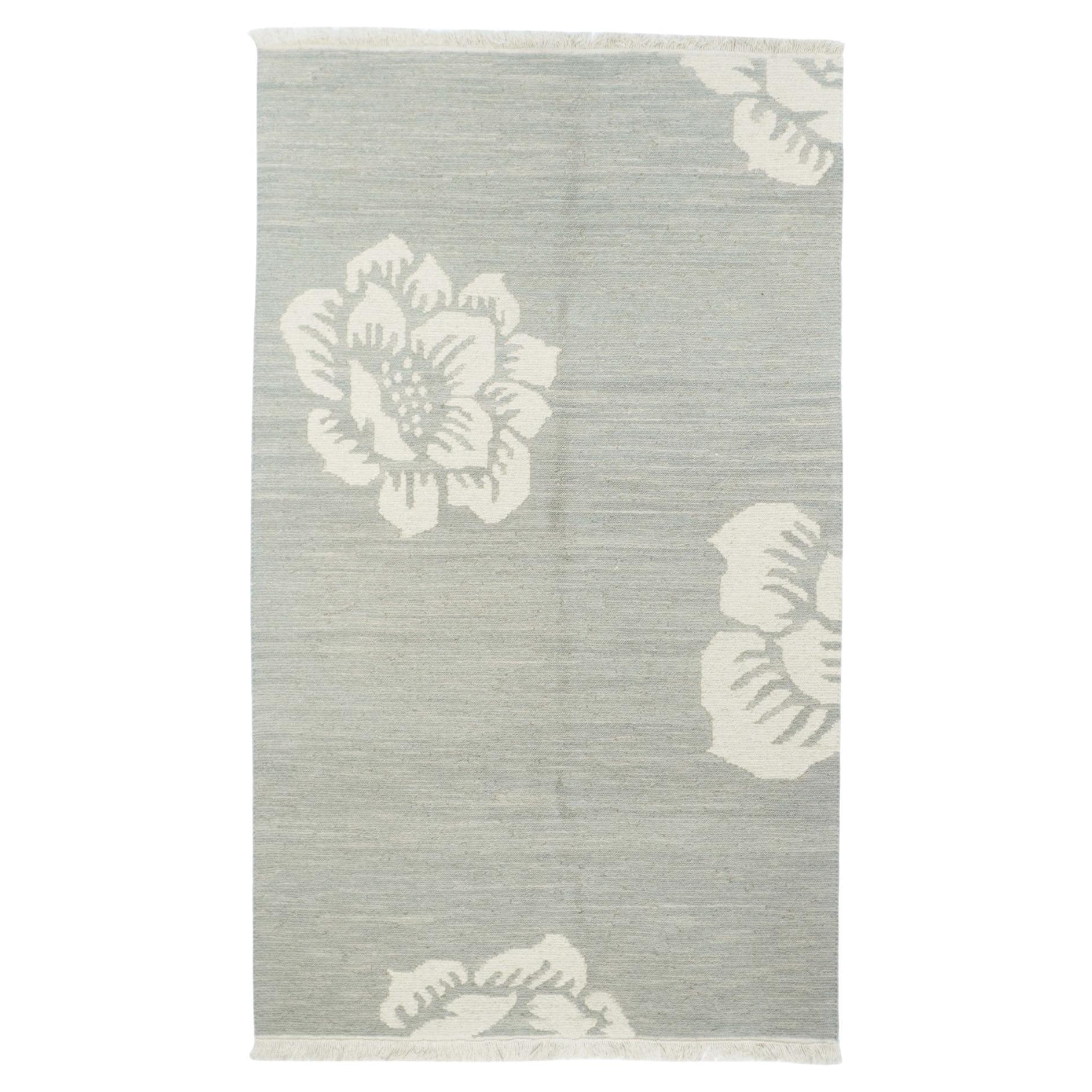 Sumak Rug 3'0" x 5'0"