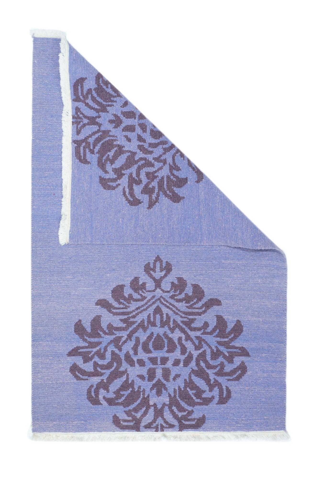 Tappeto Sumak 3'1'' x 4'11''.
