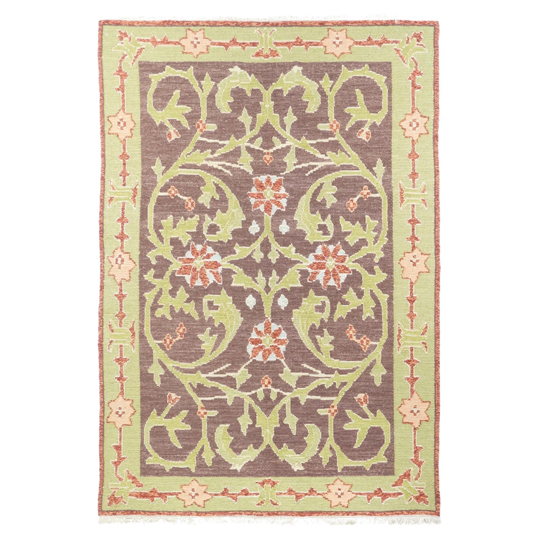 Sumak Rug 4'1'' x 5'11''