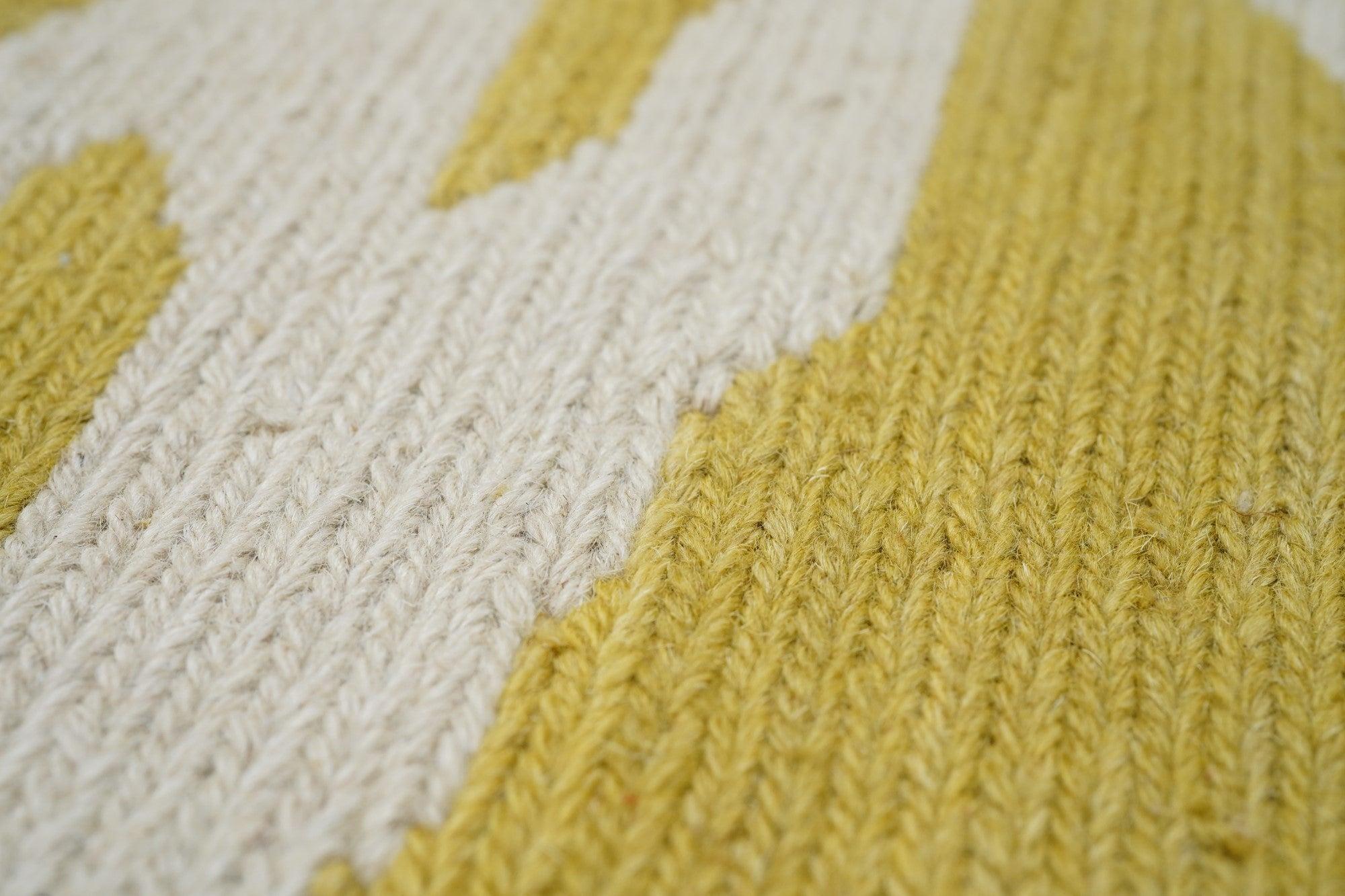 Tapis Sumak 4'1'' x 6'1'' en vente 3