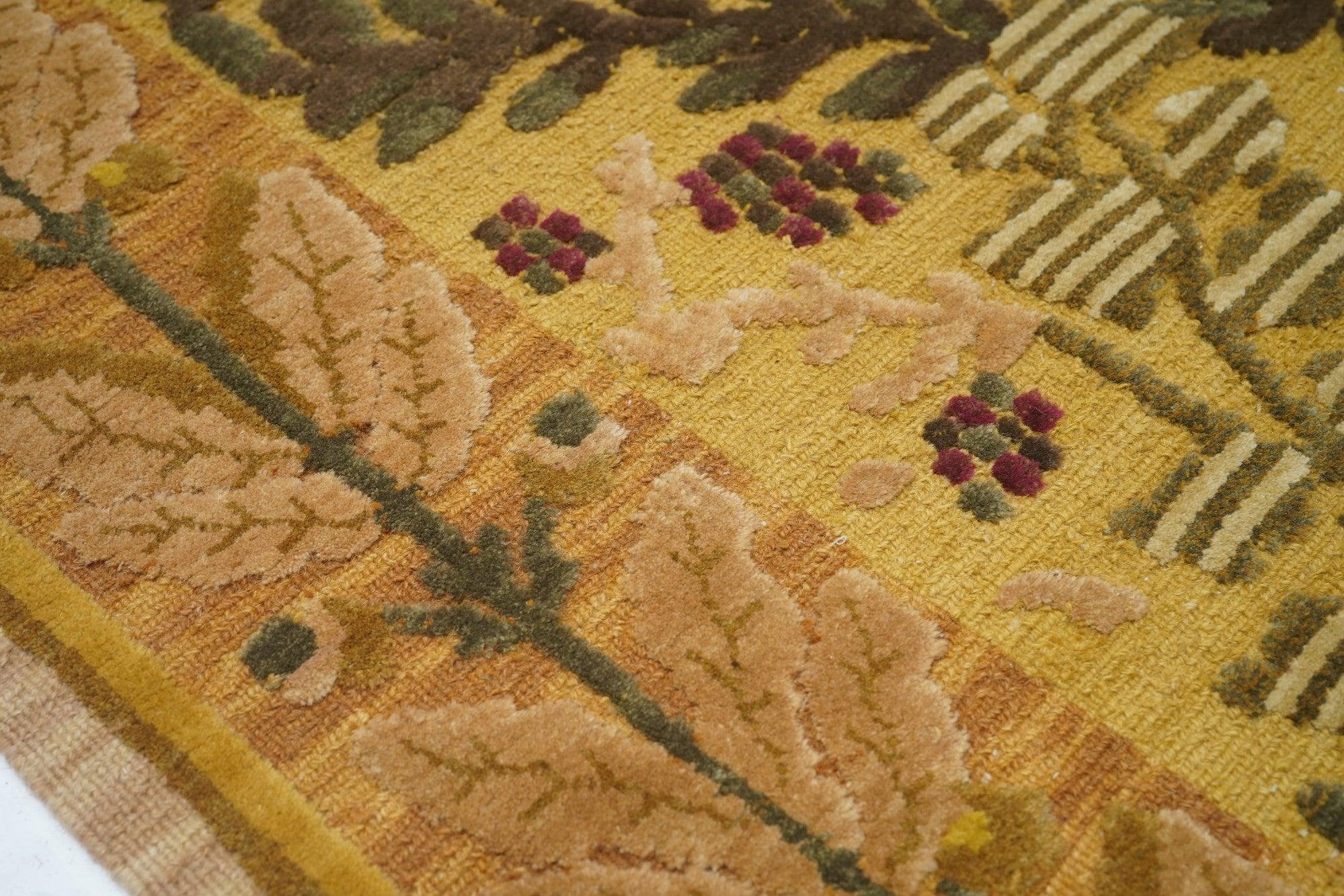 Contemporary Sumak Rug 6'0' x 9'0