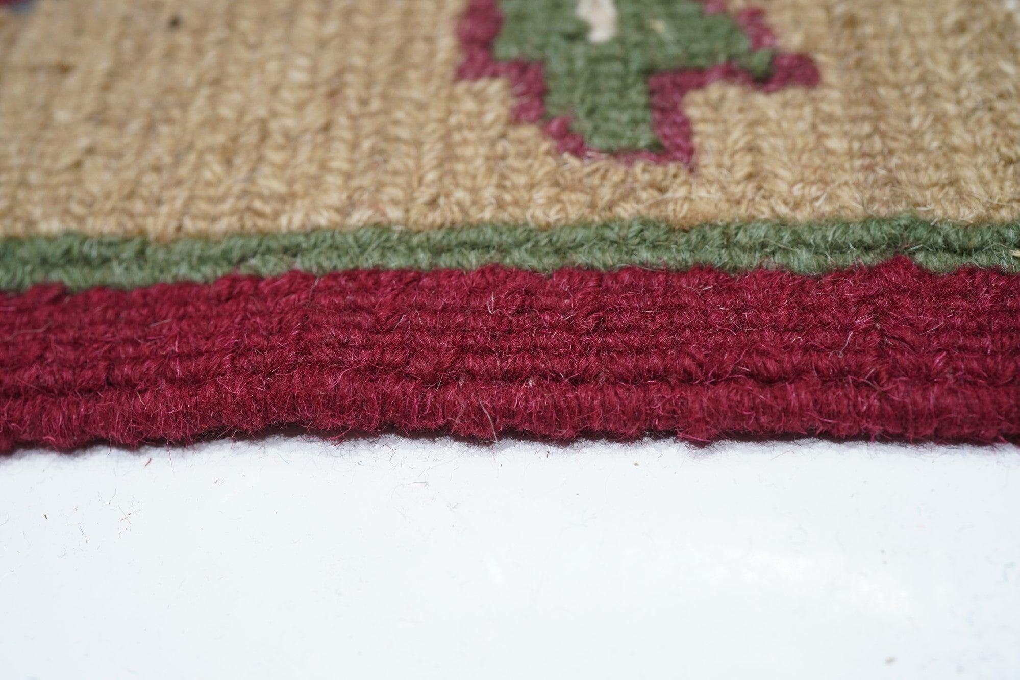 Contemporary Sumak Rug 6'0'' x 9'0'' For Sale
