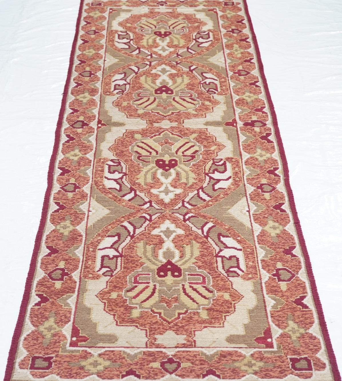 Tapis de course Sumak 2'7'' x 7'10'' en vente 2