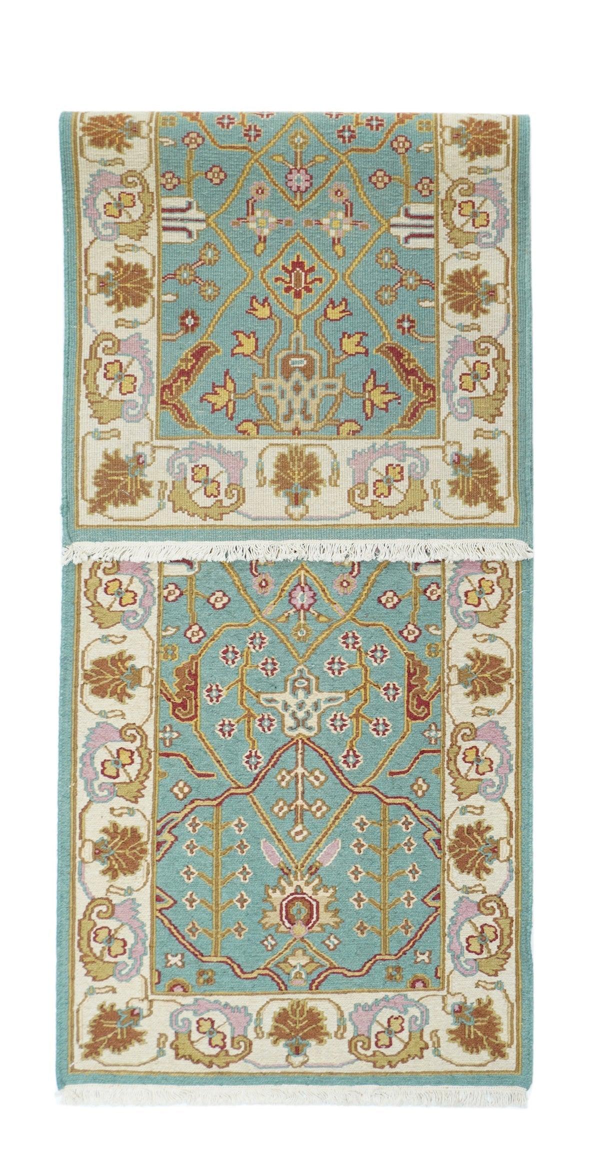 Sumak Läufer 2'7'' x 7'7''.