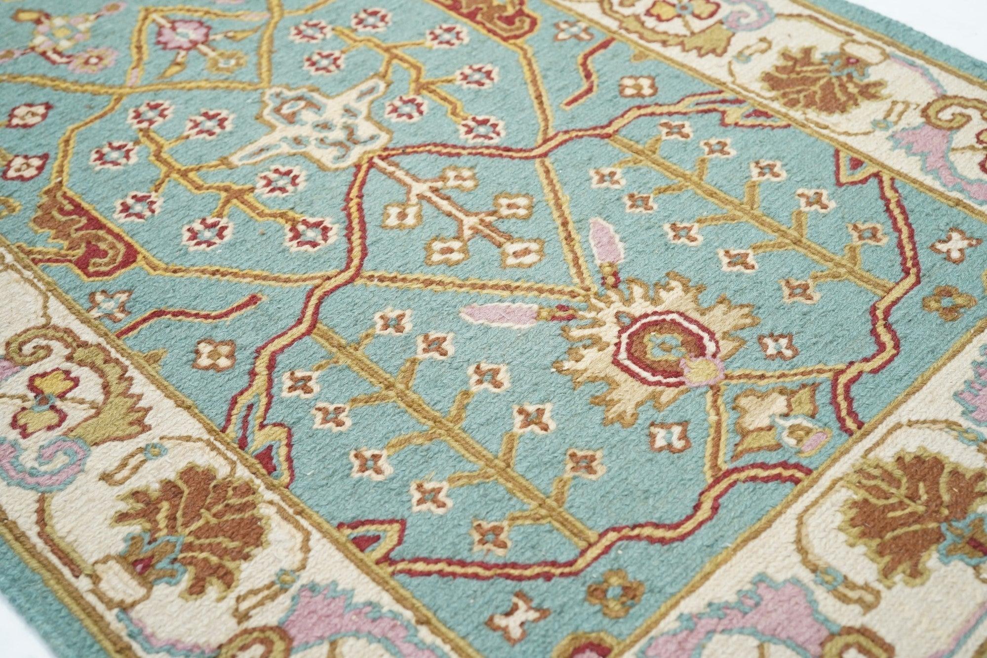Sumak-Läufer 2'7'' x 7'7'' (21. Jahrhundert und zeitgenössisch) im Angebot