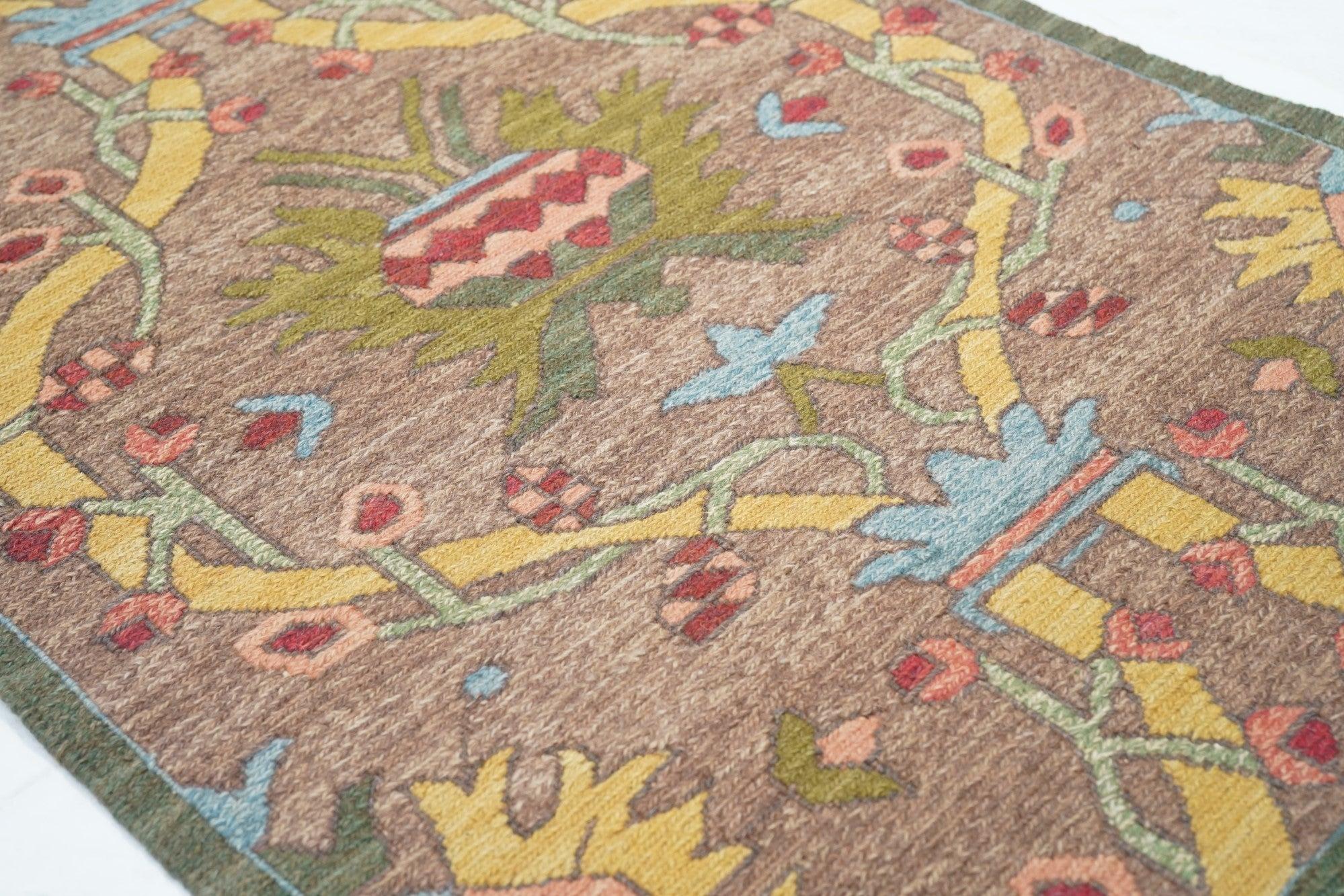 Runner Sumak 2'8'' x 8'0'' In condizioni Nuovo in vendita a New York, NY