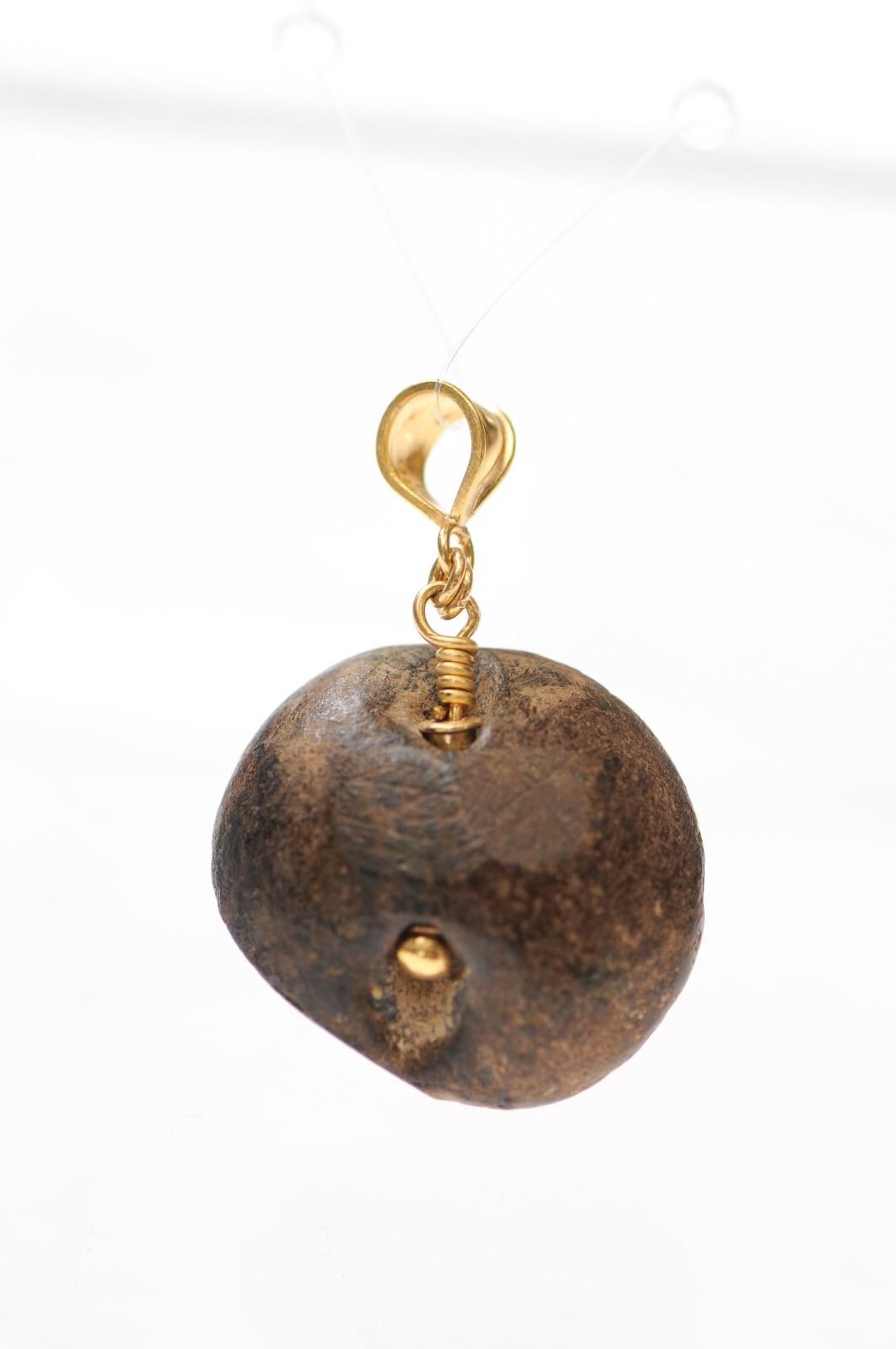 Sumarian Steotite Stamp Pendant For Sale 2