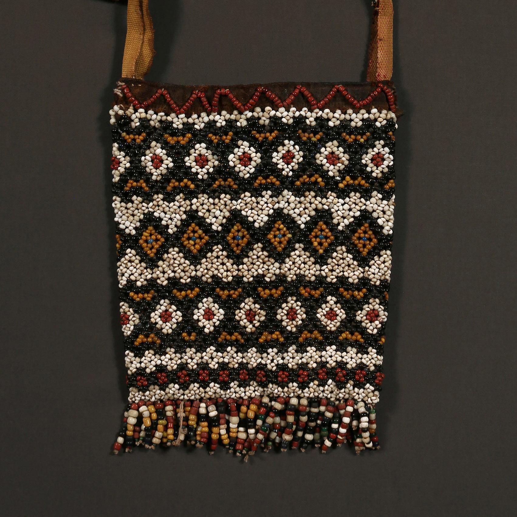 Sumatran beaded betel bag made of glass trade beads from early to mid-20th century.