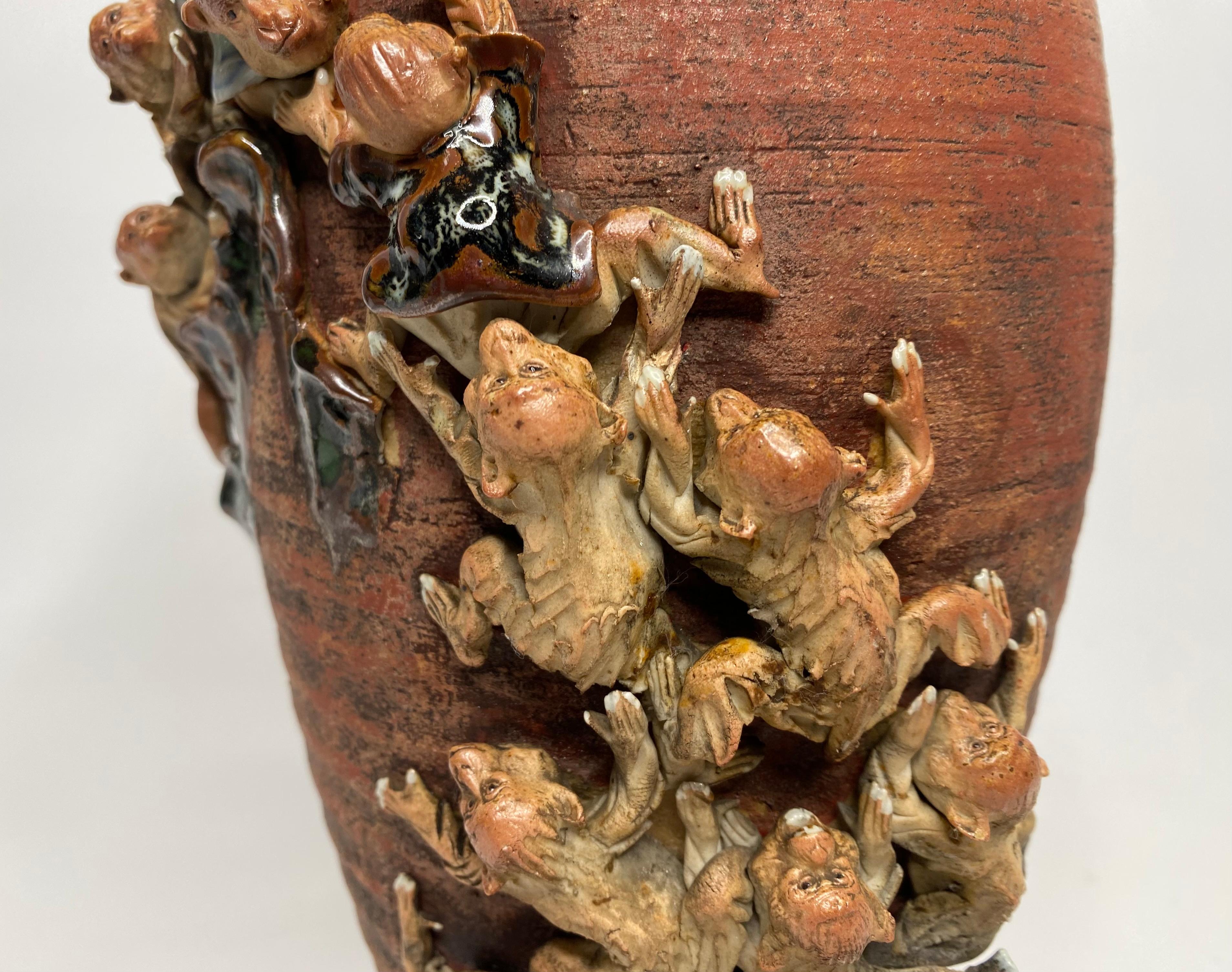 Sumidagawa pottery Monkeys vase, Ban-Ni, Japan, Meiji Period. For Sale 3