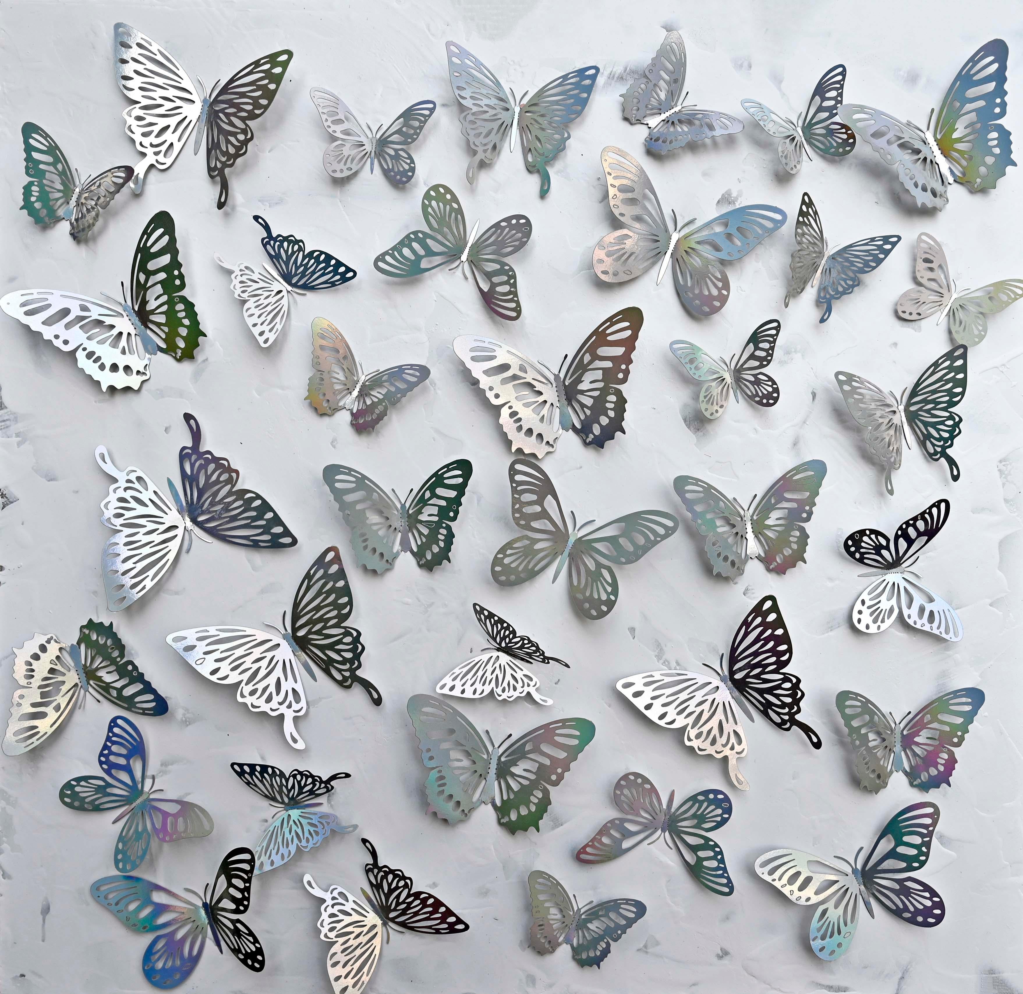 Arte contemporanea indiana di Sumit Mehndiratta - Farfalle olografiche in vendita 1