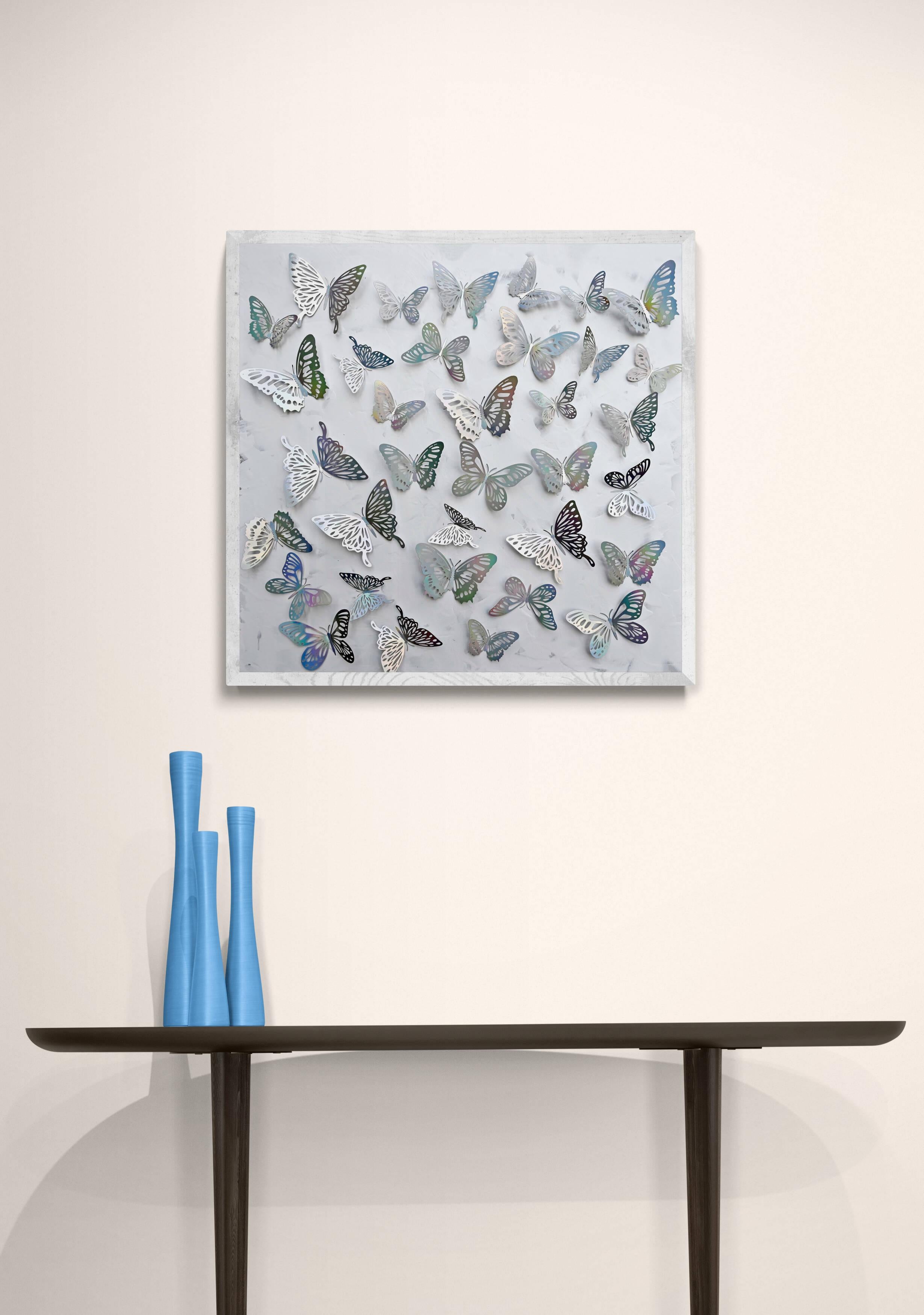 Arte contemporanea indiana di Sumit Mehndiratta - Farfalle olografiche in vendita 8