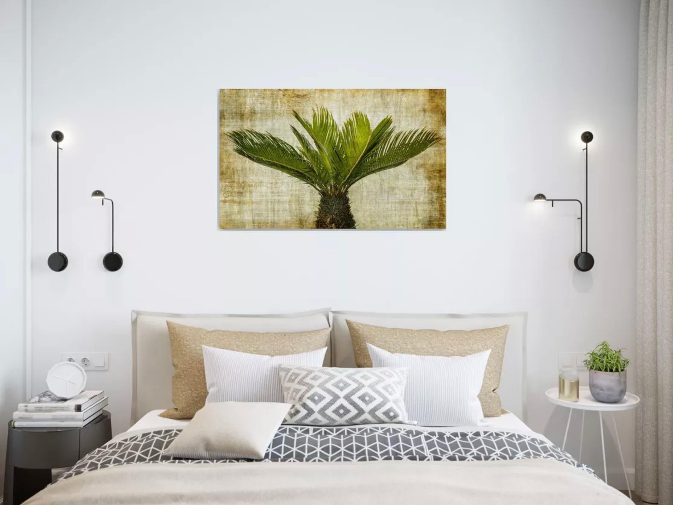 Arte contemporanea indiana di Sumit Mehndiratta - Spiked in Greene & Greene in vendita 2