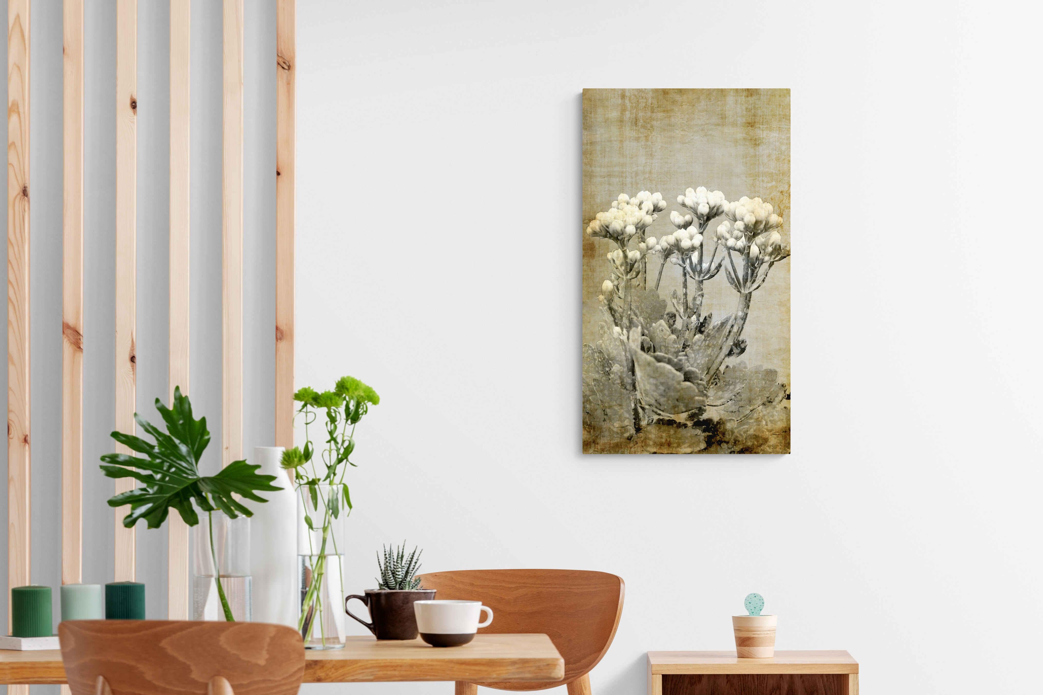 Arte contemporanea indiana di Sumit Mehndiratta - Vintage Jasmine in vendita 2