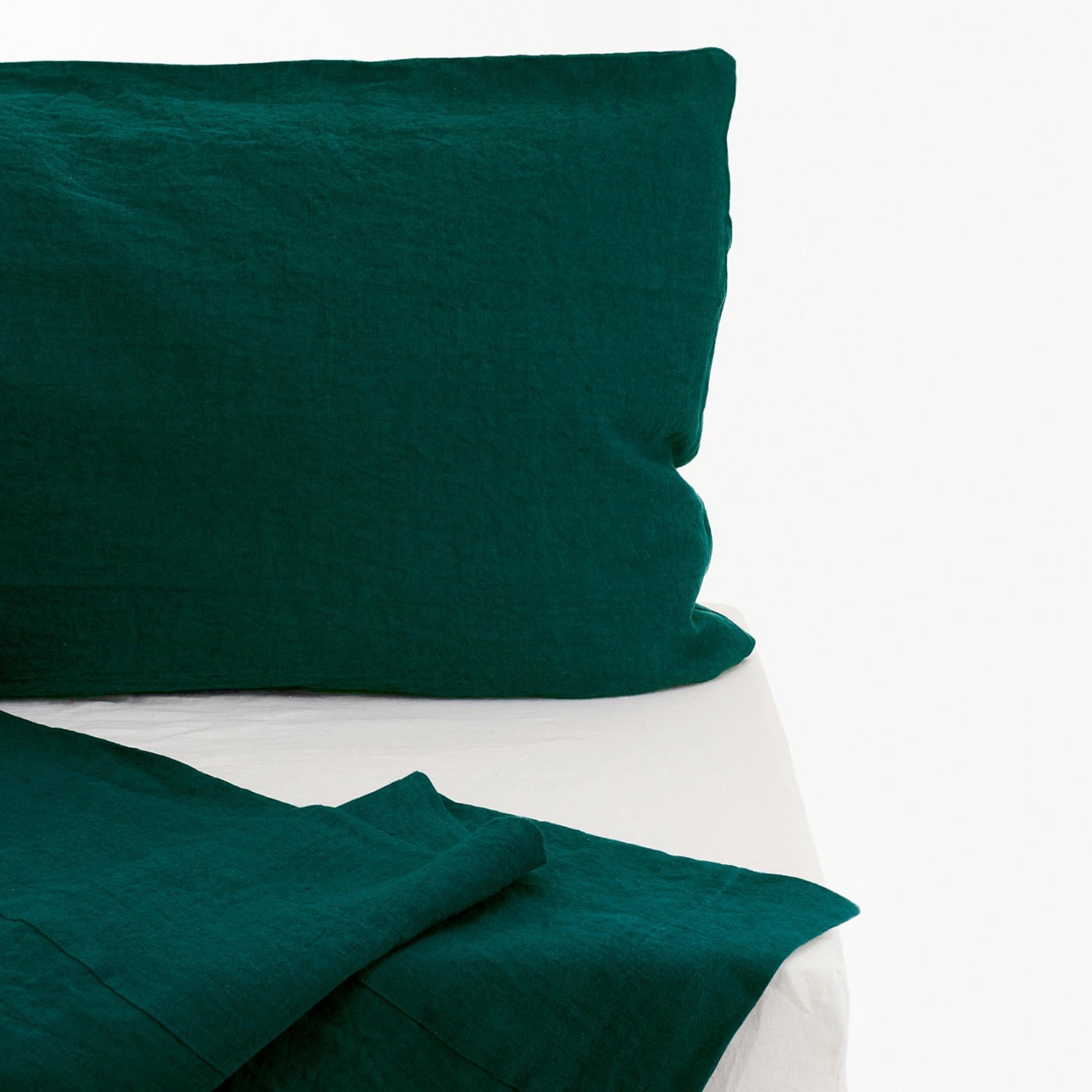 Contemporary Summer Bed Forest-Green Linen Set For Sale