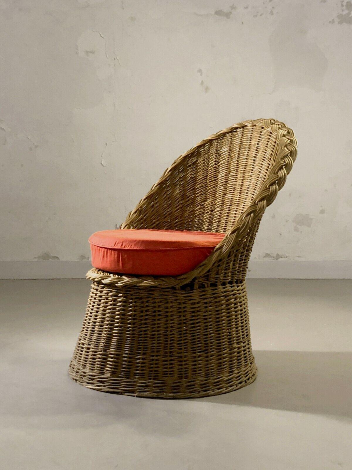 French A MID-CENTURY-MODERN Rattan Terrasse SUMMER SET, 3 SEATS & 1 TABLE, France 1950 For Sale