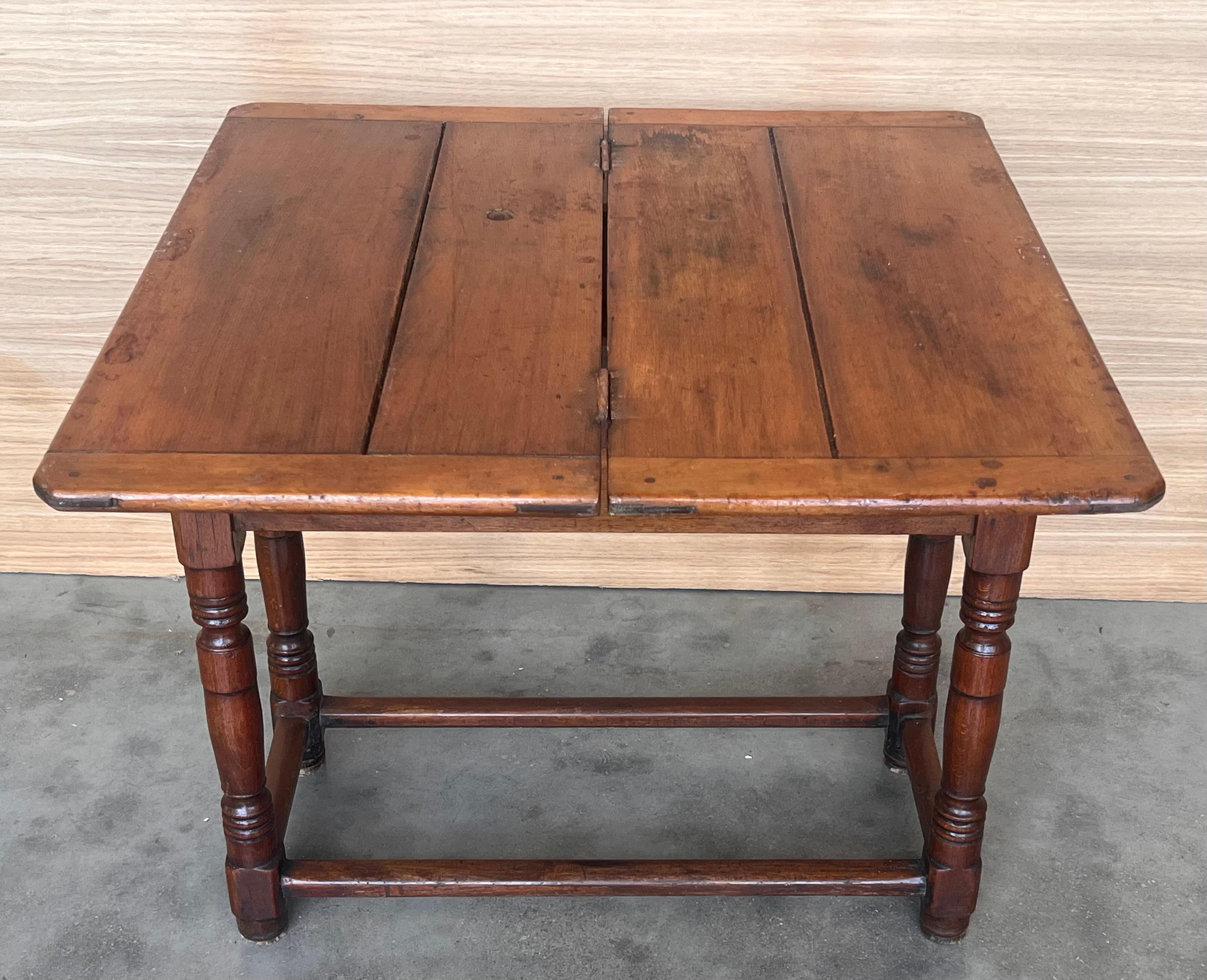 Summer Side Folding Oak Table with Square Top, 1940s For Sale 2