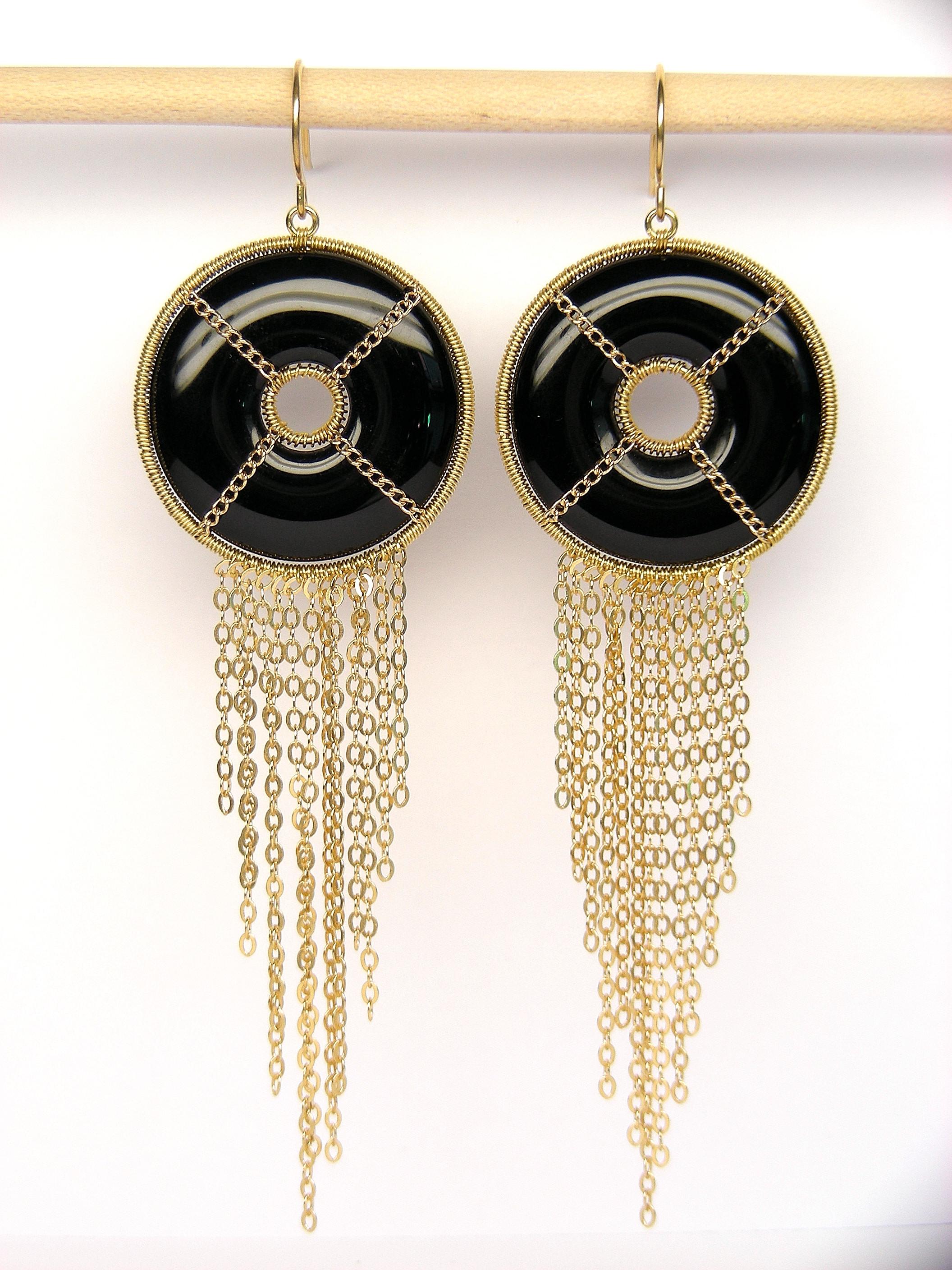 Contemporary Summer Splash Hoop 18k Gold Earrings with Clear Onyx Mandala Motif For Sale