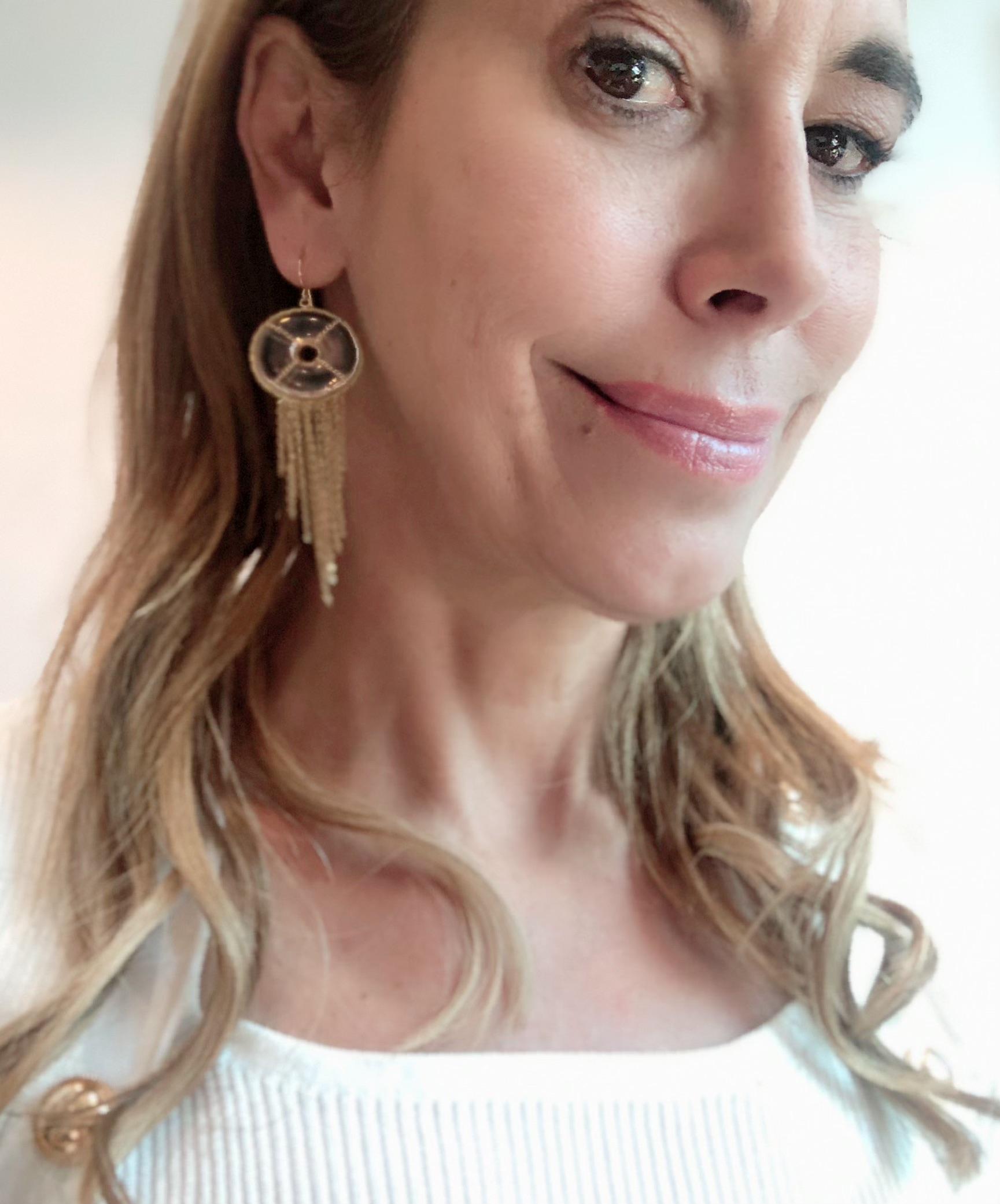 Summer Splash Hoop 18k Gold Earrings with Pink Quartz Mandala Motif For Sale 5