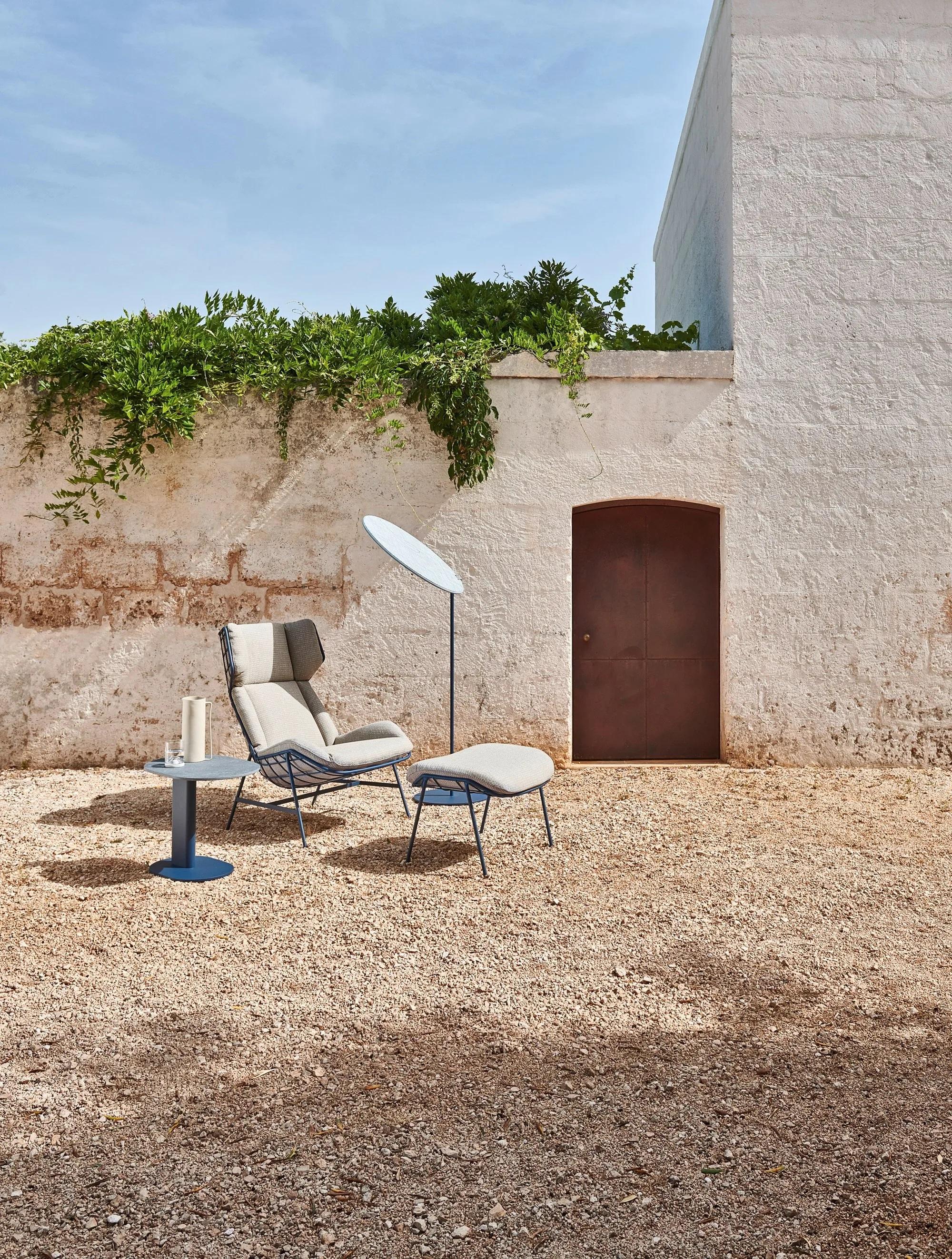 Set da salotto per esterni Summerset: Poltrone con ottomana di Christophe Pillet in vendita 2