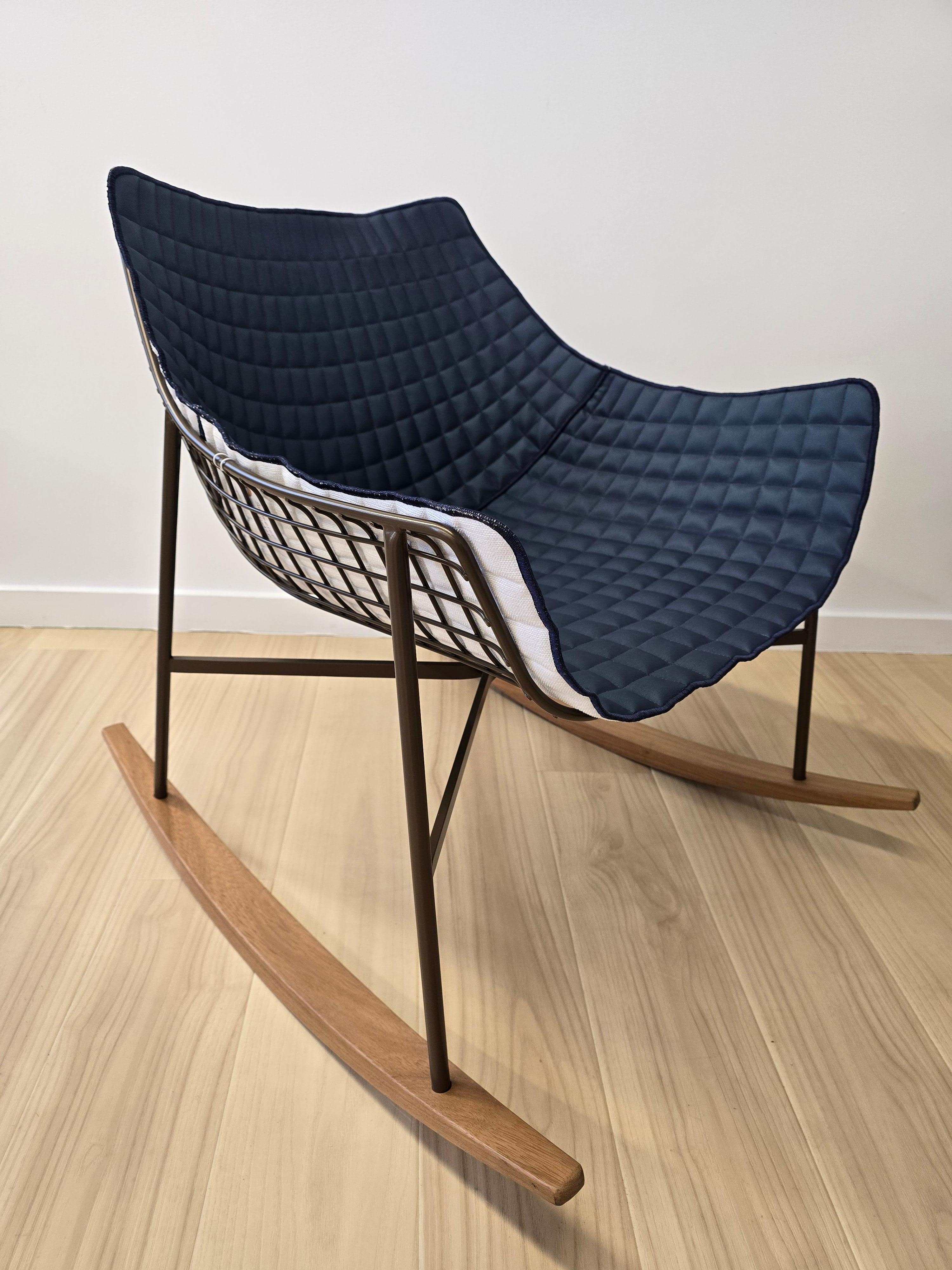 Moderno Summerset Outdoor Rocking Chair in vendita