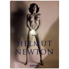 Sumo Buch Helmut Newton auf Philippe Starck Chrome Stand Taschenen Montecarlo