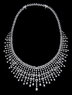 Sumptuous 18 Karat White Gold and Diamond Luxury Necklace