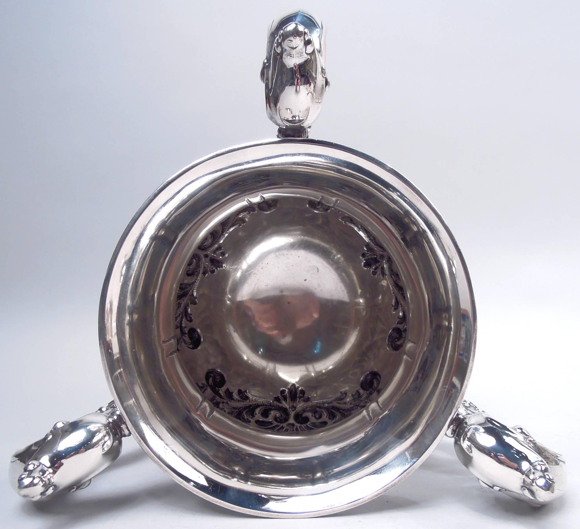 Prächtiger amerikanischer viktorianischer klassischer Weinkühler Liebender Becher (19. Jahrhundert) im Angebot