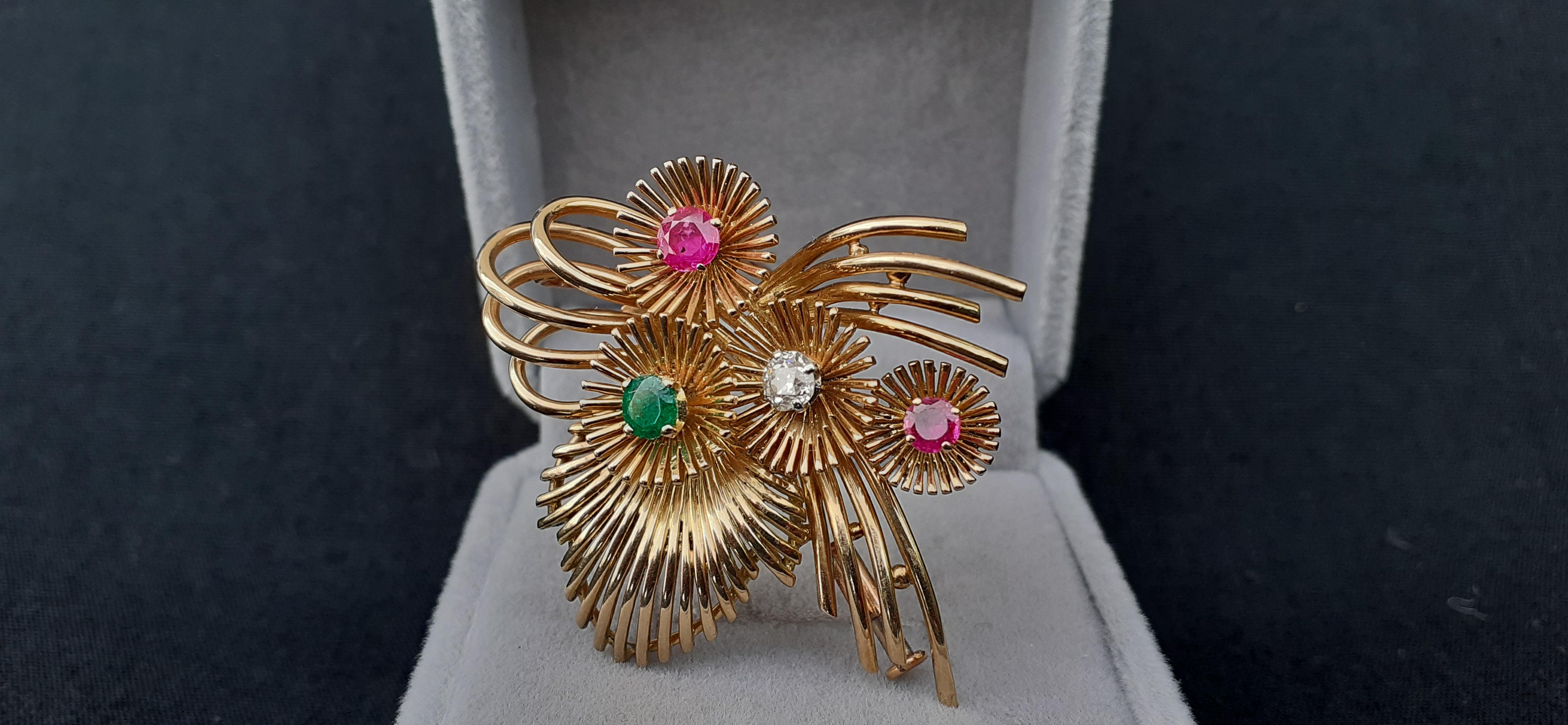 Women's Sumptuous Bouquet of Flowers Lapel Pin Brooch in Gold and Gems For Sale