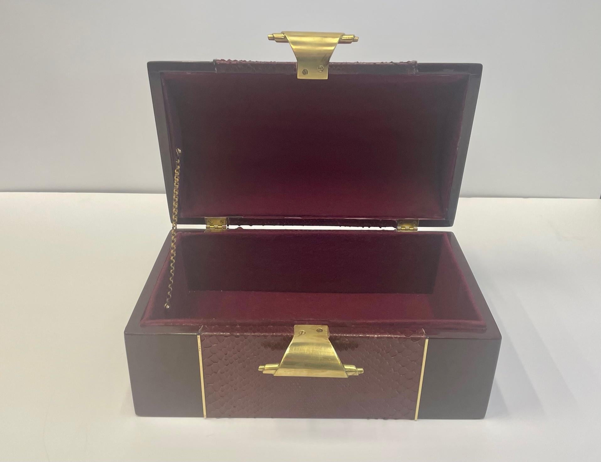Sumptuous Italian Faux Snakeskin & Brass Decorative Box Lined in Velvet For Sale 4
