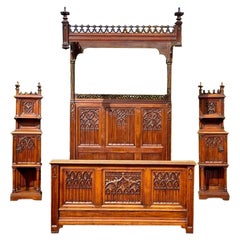 Sumptuous Neo-Gothic Oak Bedroom Set '4 pieces', 19th Century