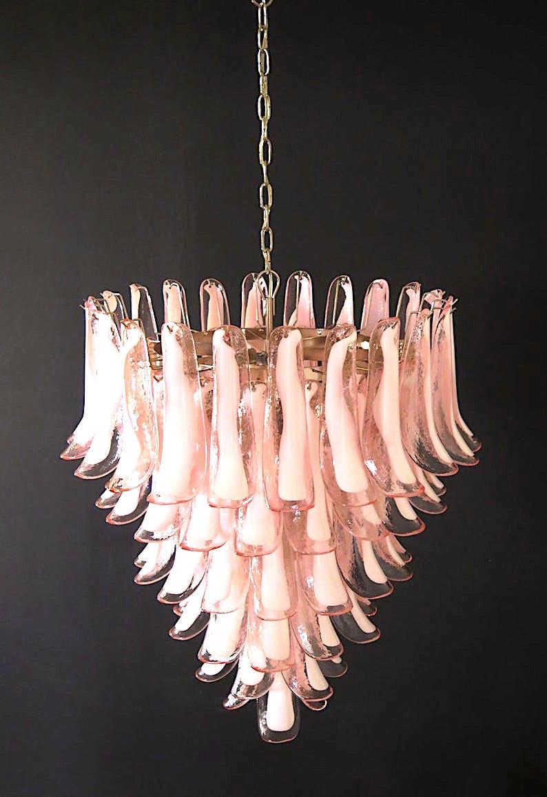 Sumptuous Pink and White Petal Murano Glass Chandelier, Italy, 1980s For Sale 5