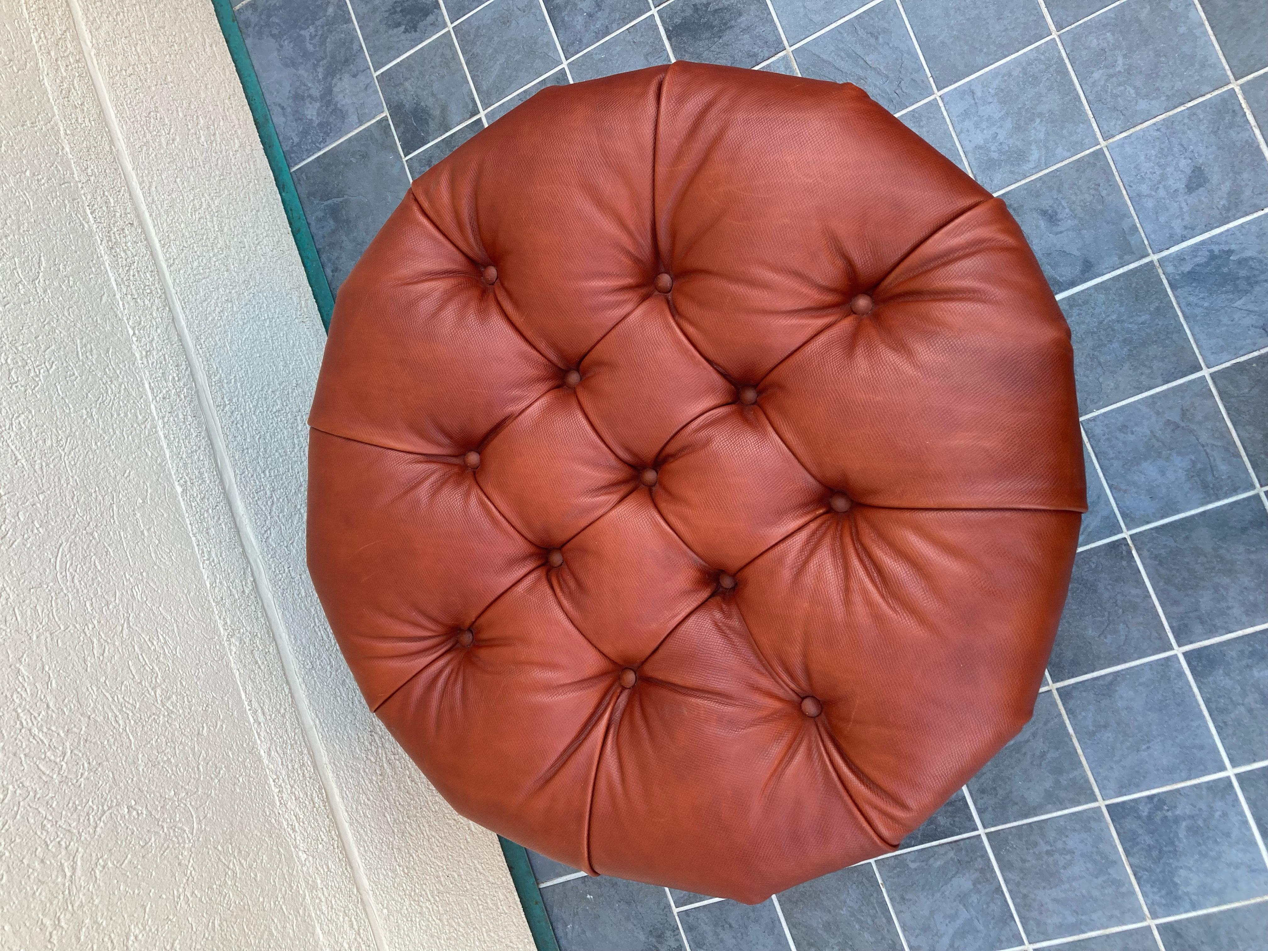 North American Ferrell Mittman Pumpkin Red Tufted Leather Round Ottoman Coffee Table For Sale