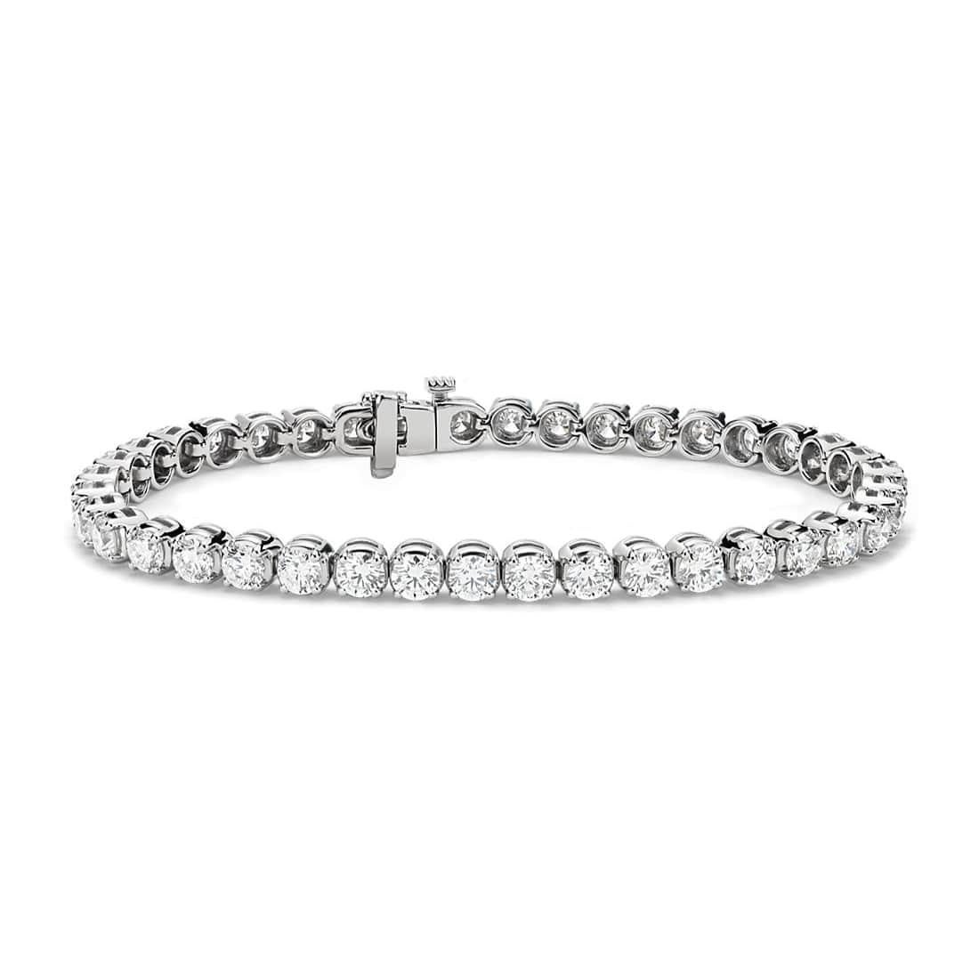 Moderno Sontuoso bracciale tennis con diamante rotondo in oro bianco 14K in vendita