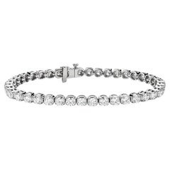 Sumptuous Round Diamond 14K White Gold Tennis Bracelet