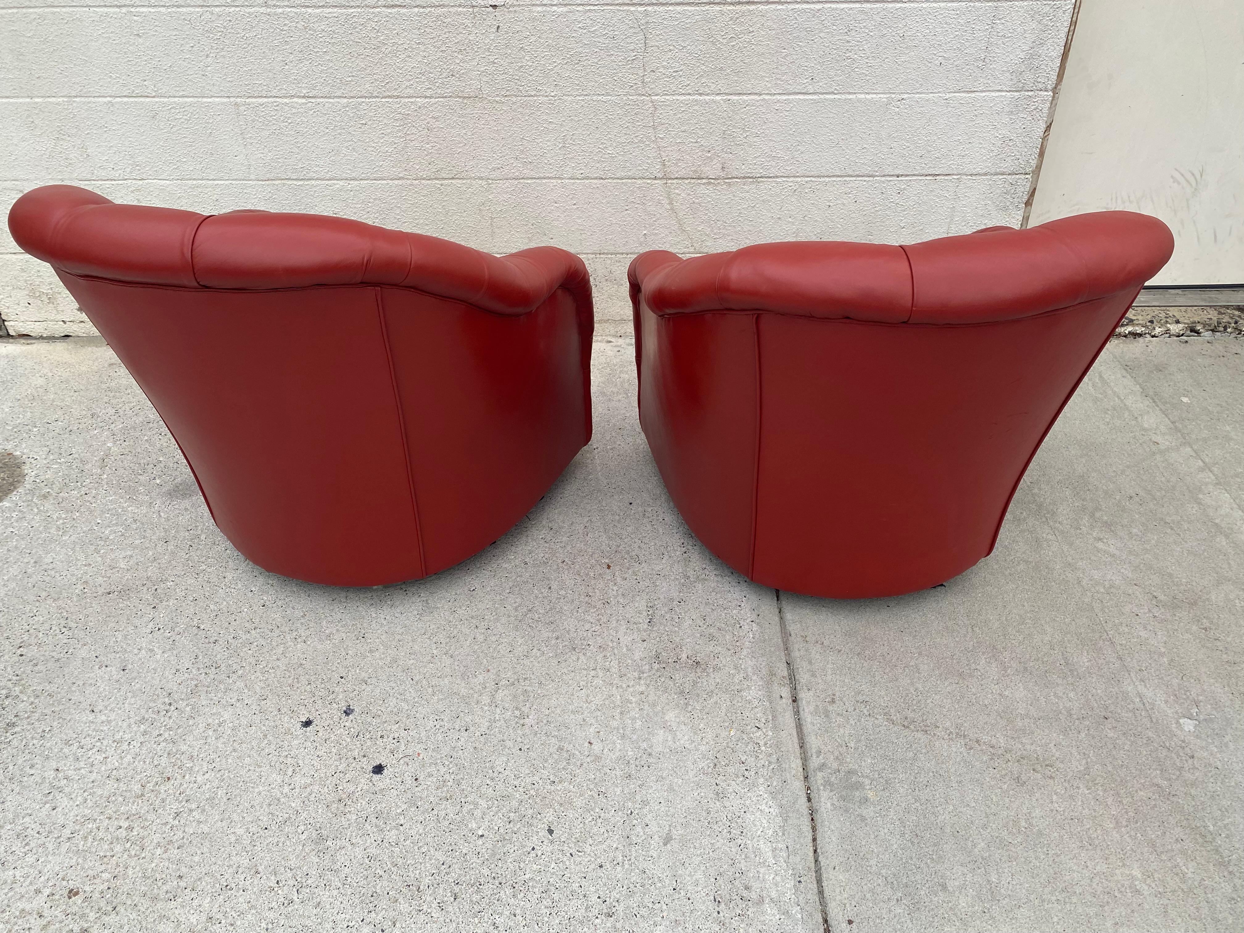 Sumptuous Swivel Ward Bennett Tufted Leather Club Chairs For Sale 6