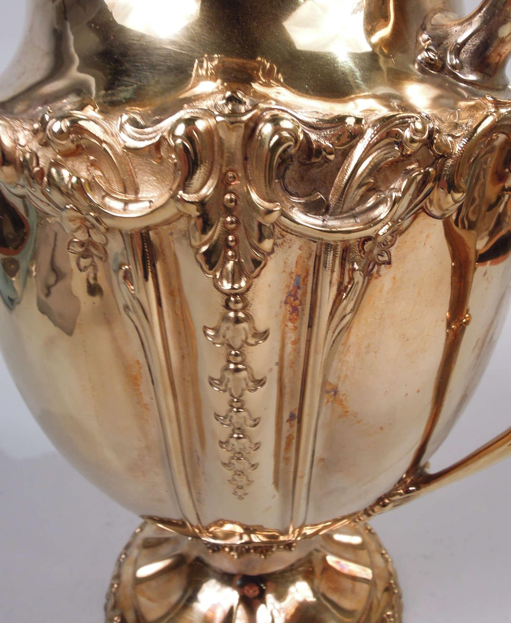 Sumptuous Tiffany Edwardian Classical Silver Gilt Urn Vase For Sale 3