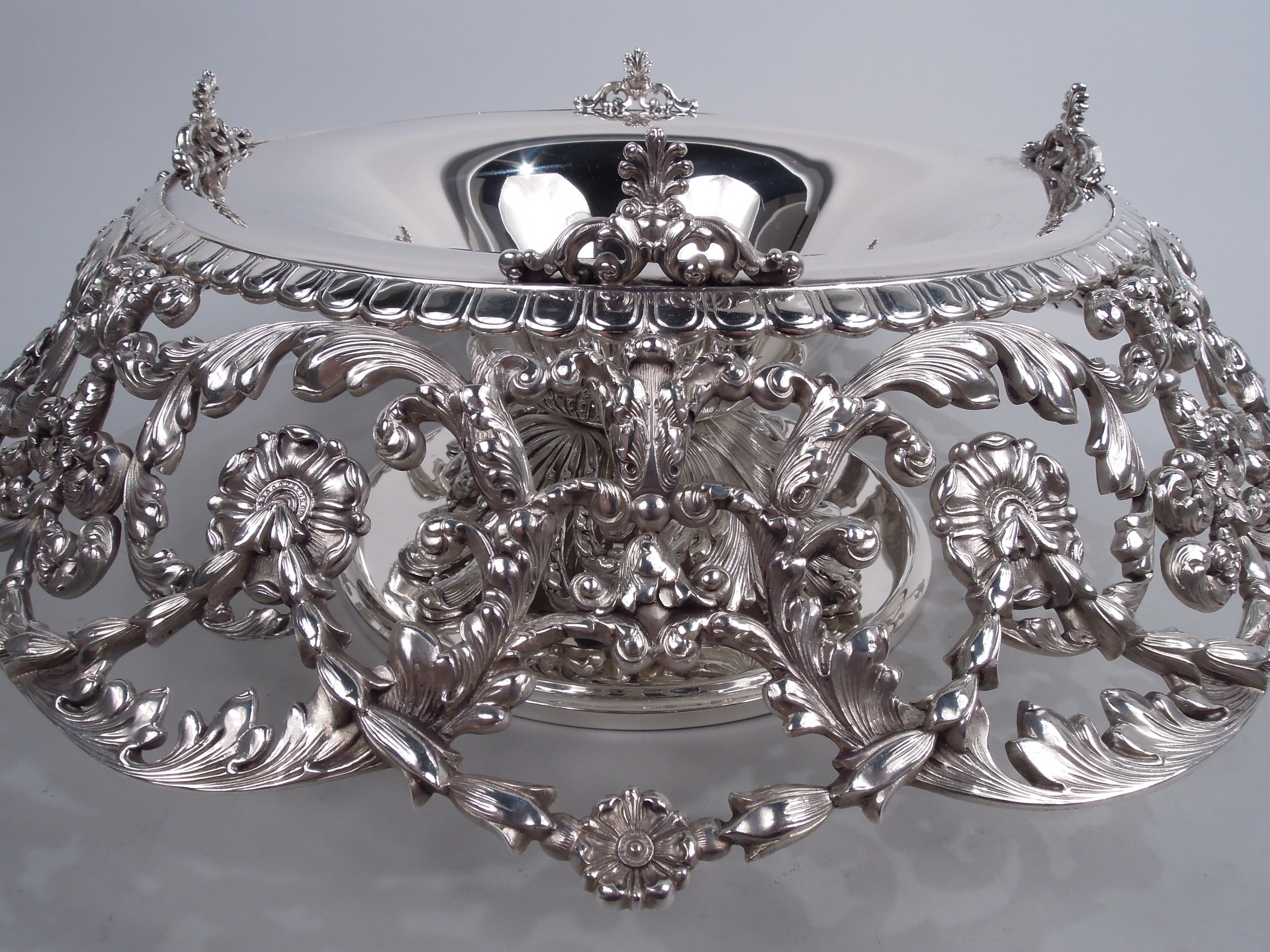 Sumptuous Tiffany Edwardian Classical Sterling Silver Centerpiece Bowl For Sale 2