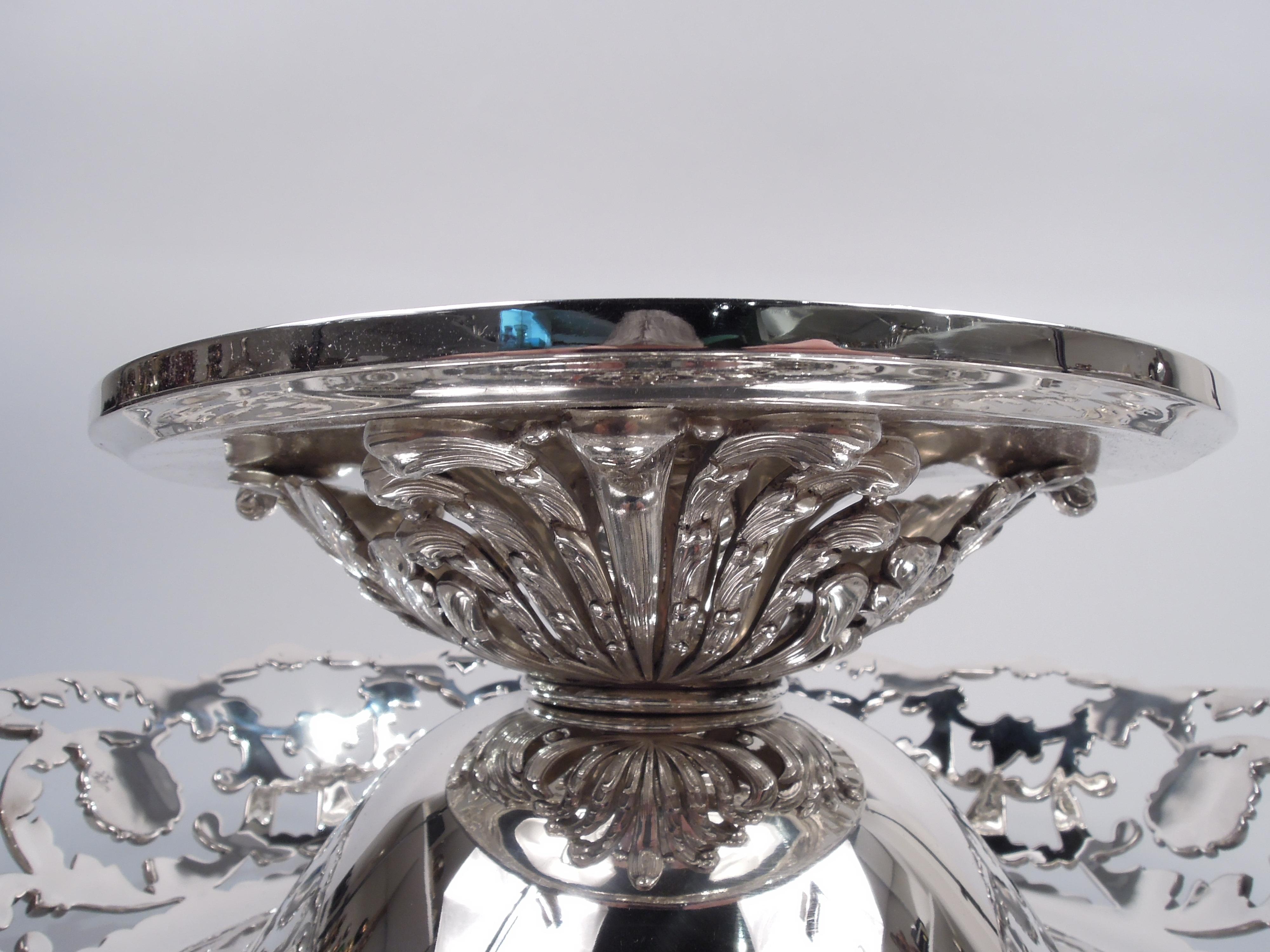 Sumptuous Tiffany Edwardian Classical Sterling Silver Centerpiece Bowl For Sale 4