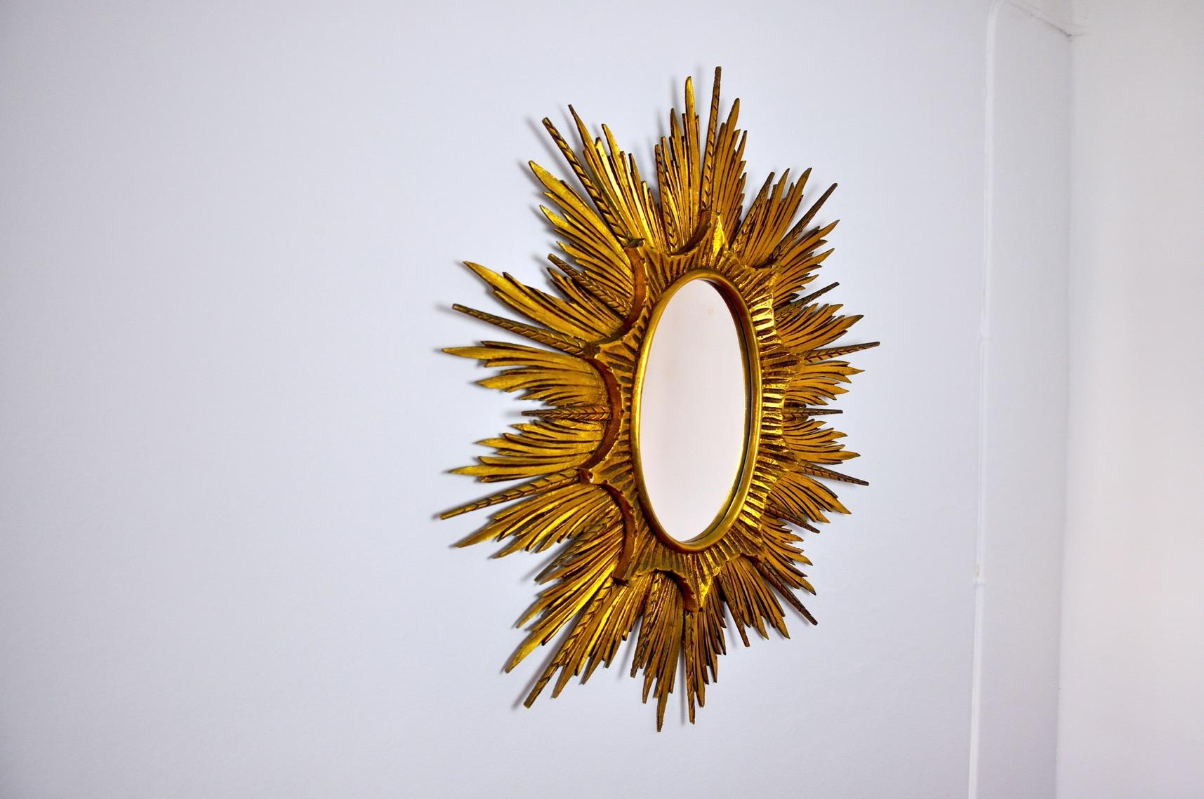 Sun and Ears Mirror in Gilded Wood Early 20th Century For Sale 1