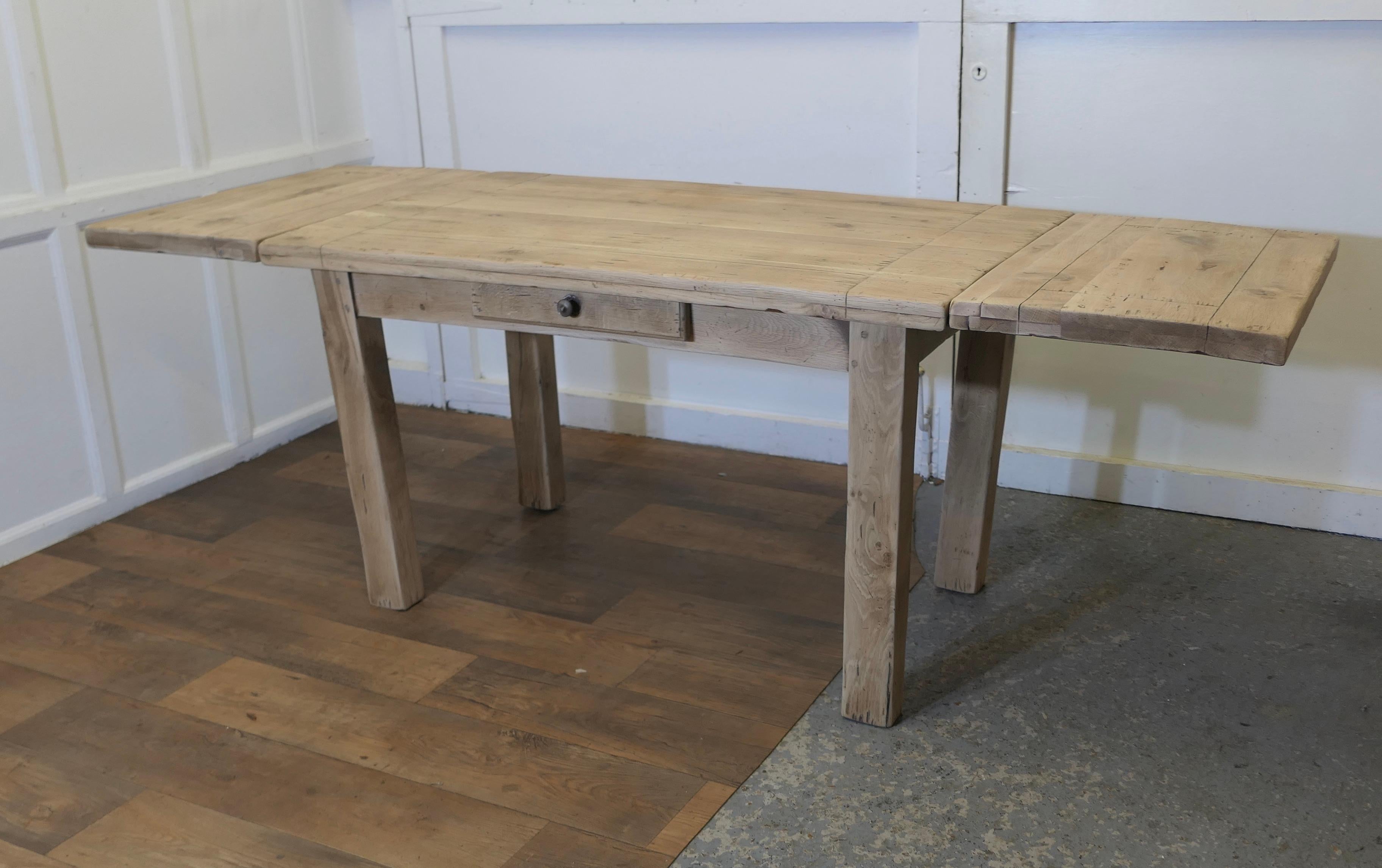 Victorian Sun Bleached Oak 7ft Extending Dining Table  The table is very heavy an solid  For Sale