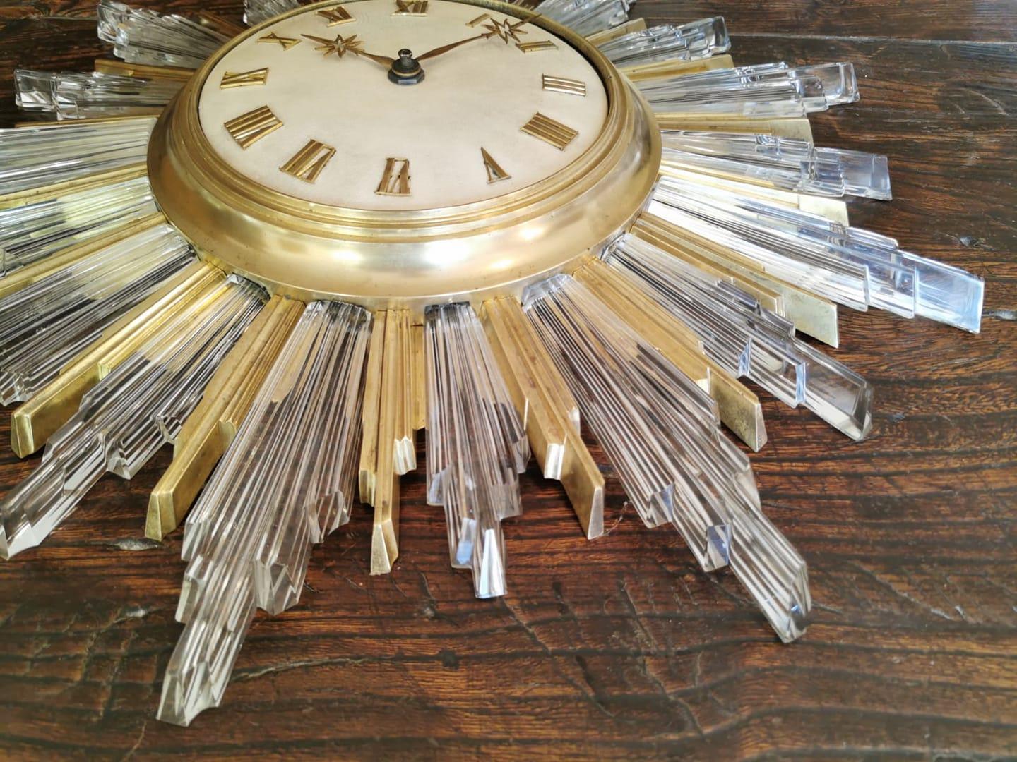 Sun Clock Bronze Dore Crystal Parchment, circa 1940 by bagues In Good Condition For Sale In charmes, FR