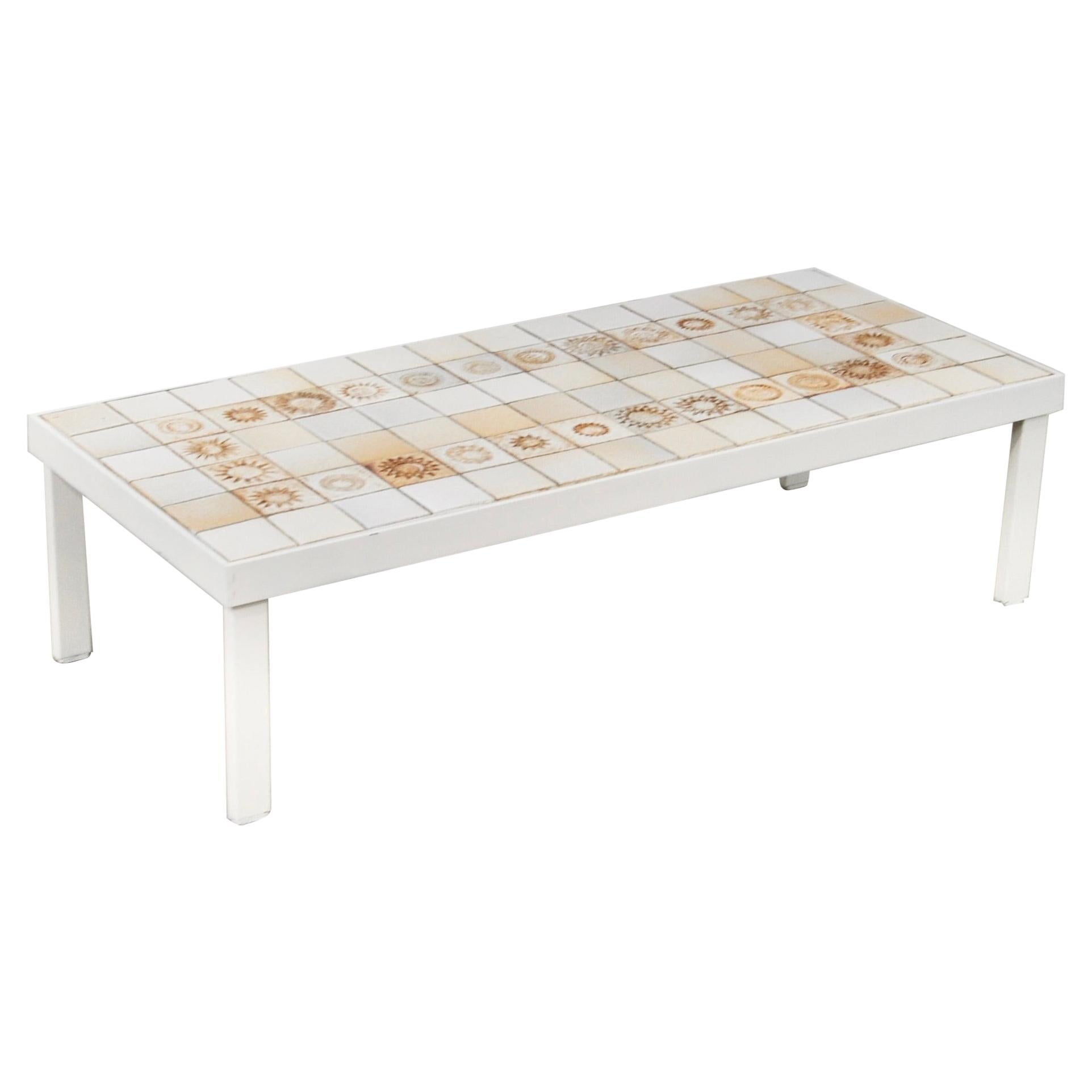Roger Capron Tables