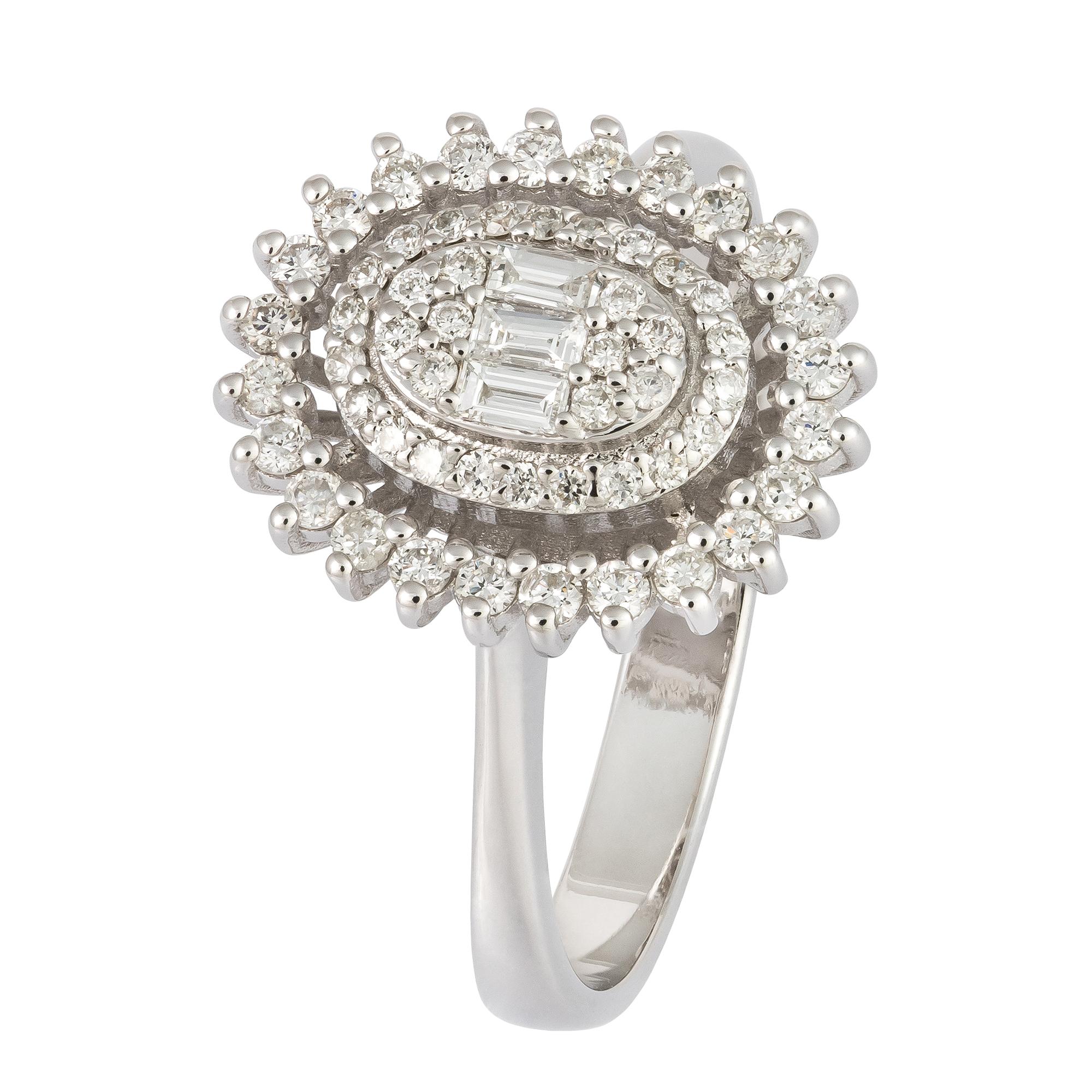 For Sale:  Sun Flower White 18K Gold White Diamond Ring For Her 2