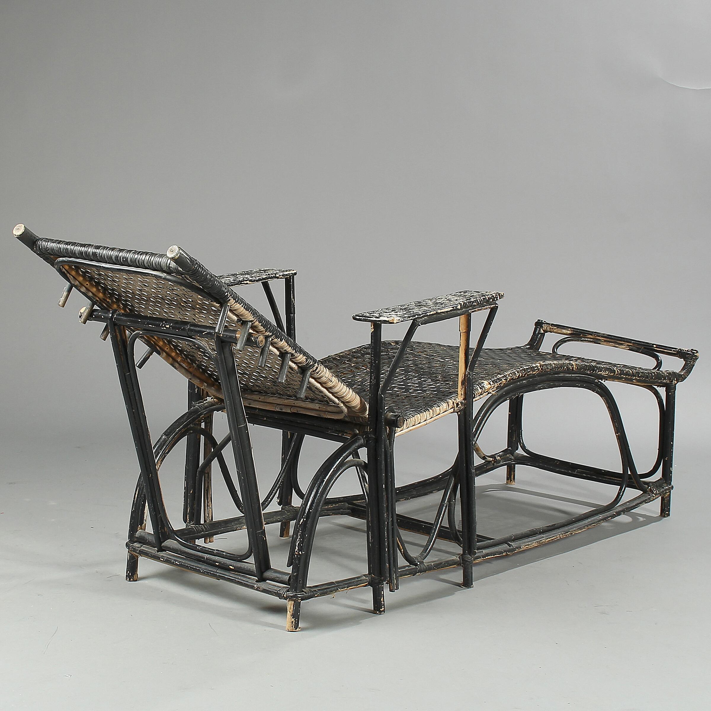 Sun lounger with black colored cane and rattan with adjustable back. Presumably manufactured by R. Wengler in the 1930s. Max. L. 201 cm. Rattan with wear and damages.

Literature: “Nyt Tidsskrift for Kunstindustri”, 1928. Similar model pictured