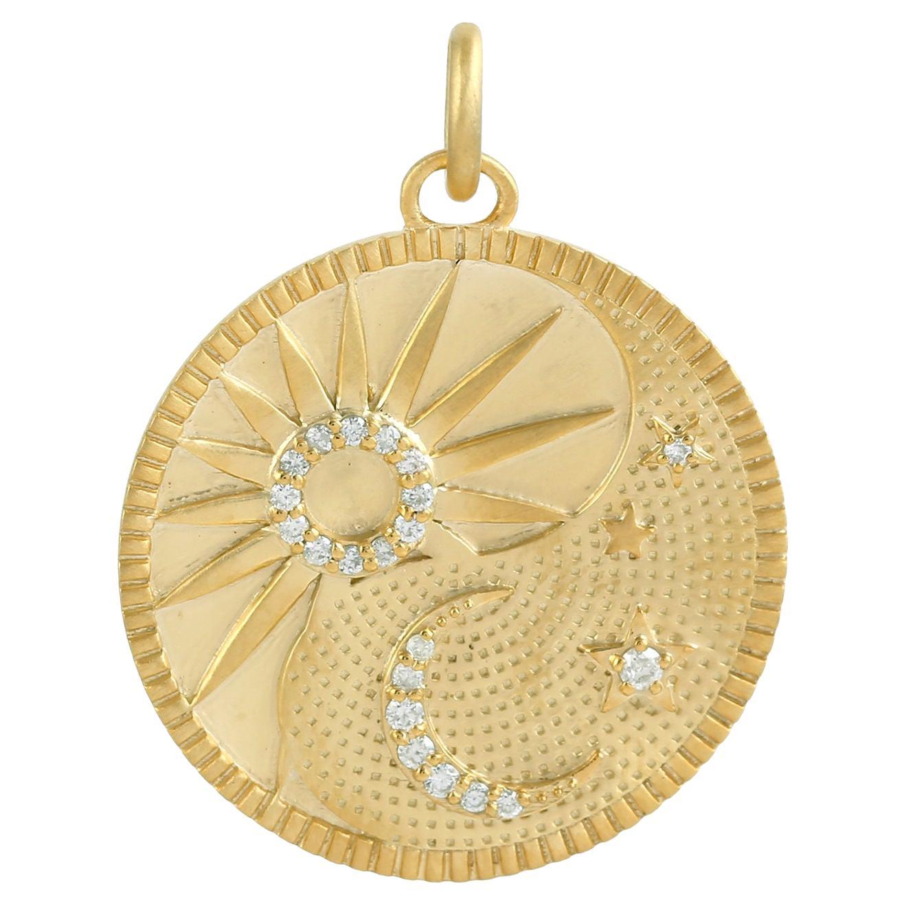 Pendentif soleil, lune et étoiles en or jaune 14k avec diamants pavés