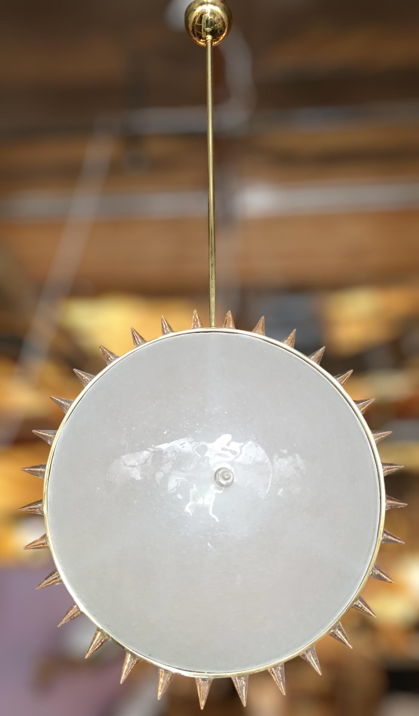 Mid-Century moderno Ciondolo Sole di Fabio Ltd in vendita
