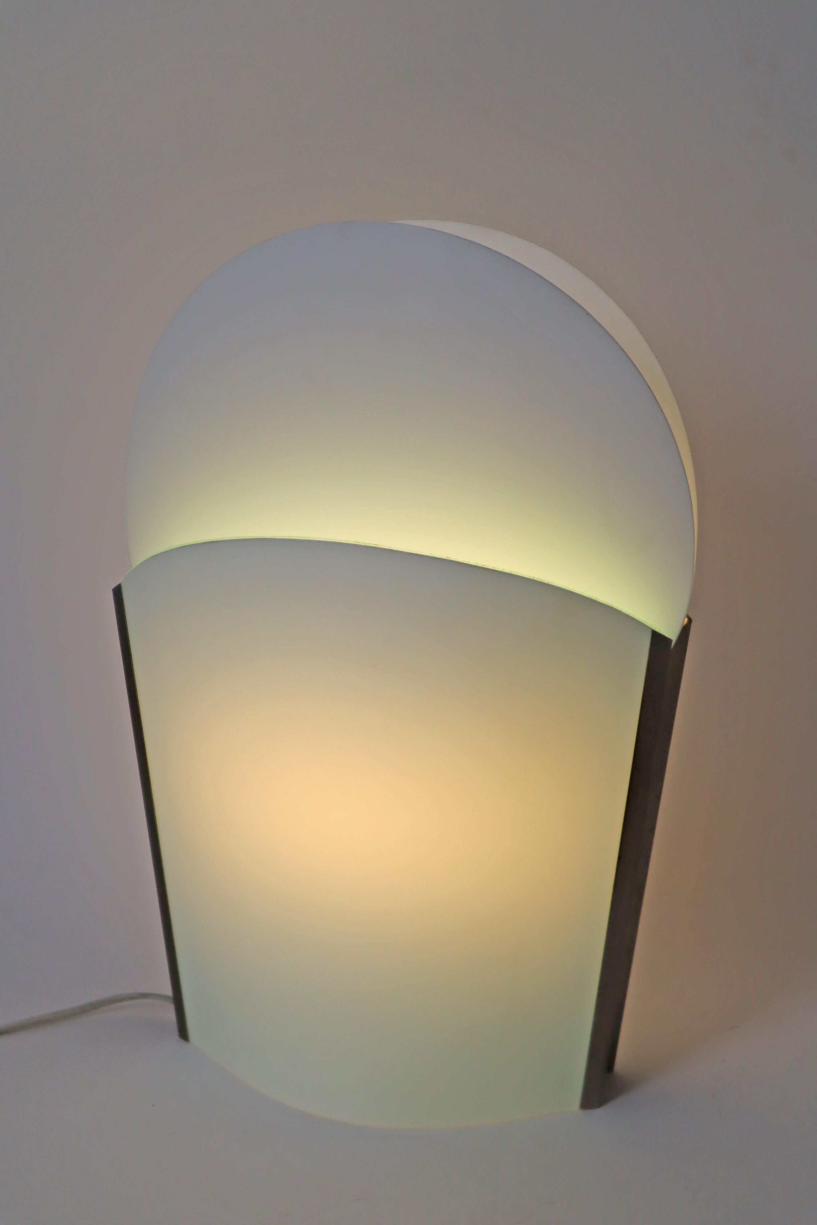 Fatto a macchina Lampada da tavolo Sun-Ra 8a di Samuel Parker per Slamp Anni '70, Italia in vendita