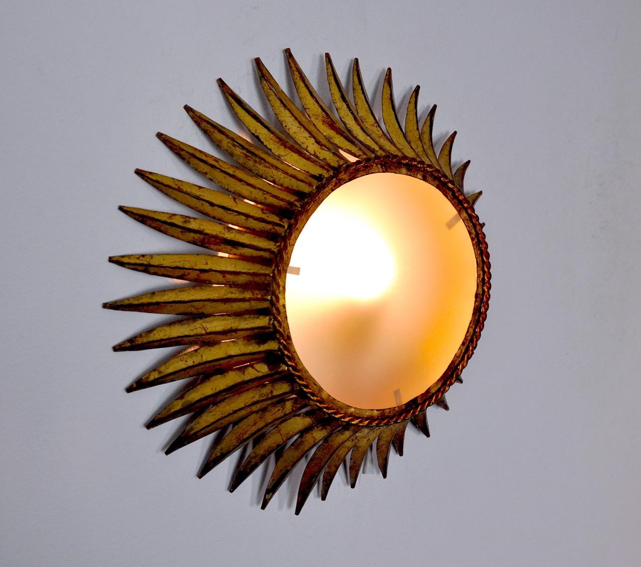 Sun Wall Lamp by Ferro Arte, Metal and Gold Leaf, Spain, 1960 For Sale 1