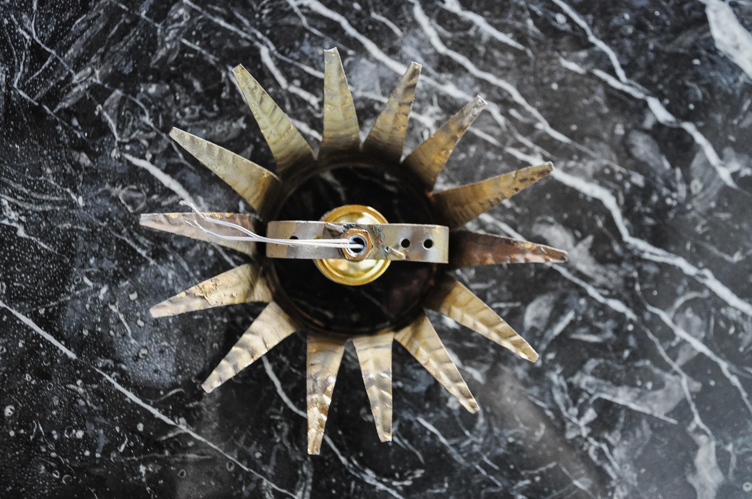 Métal Applique Sun de ferro arte, métal et feuille d'or, spain, 1960 en vente